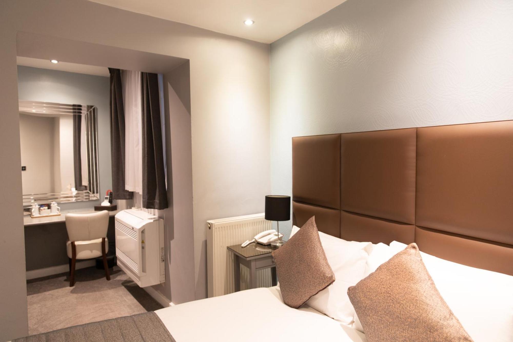 Hotel Duke Of Leinster 3*
