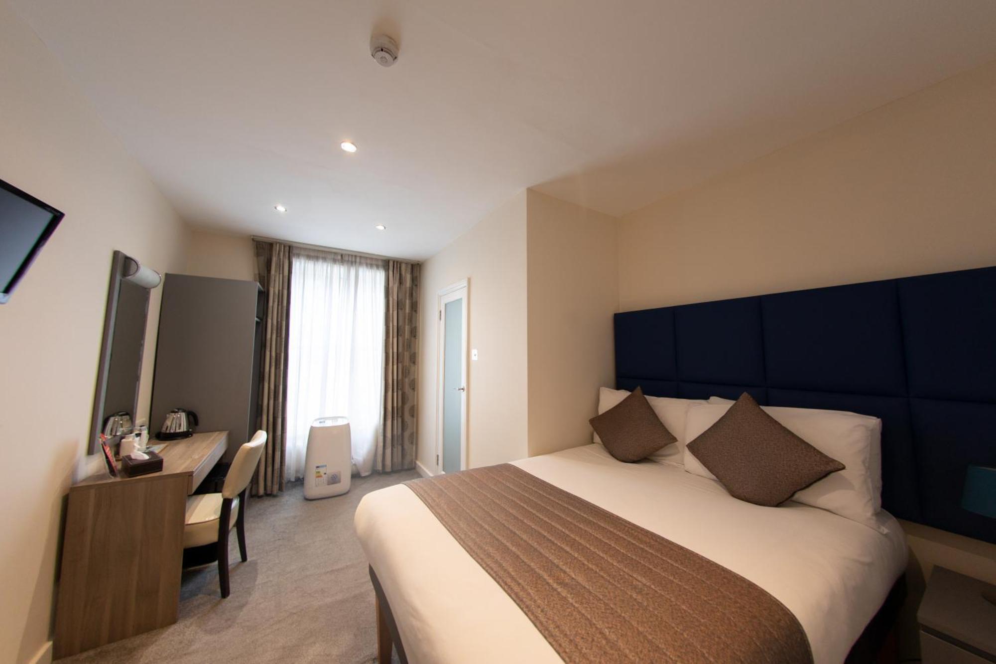 Duke Of Leinster Hotel 3*