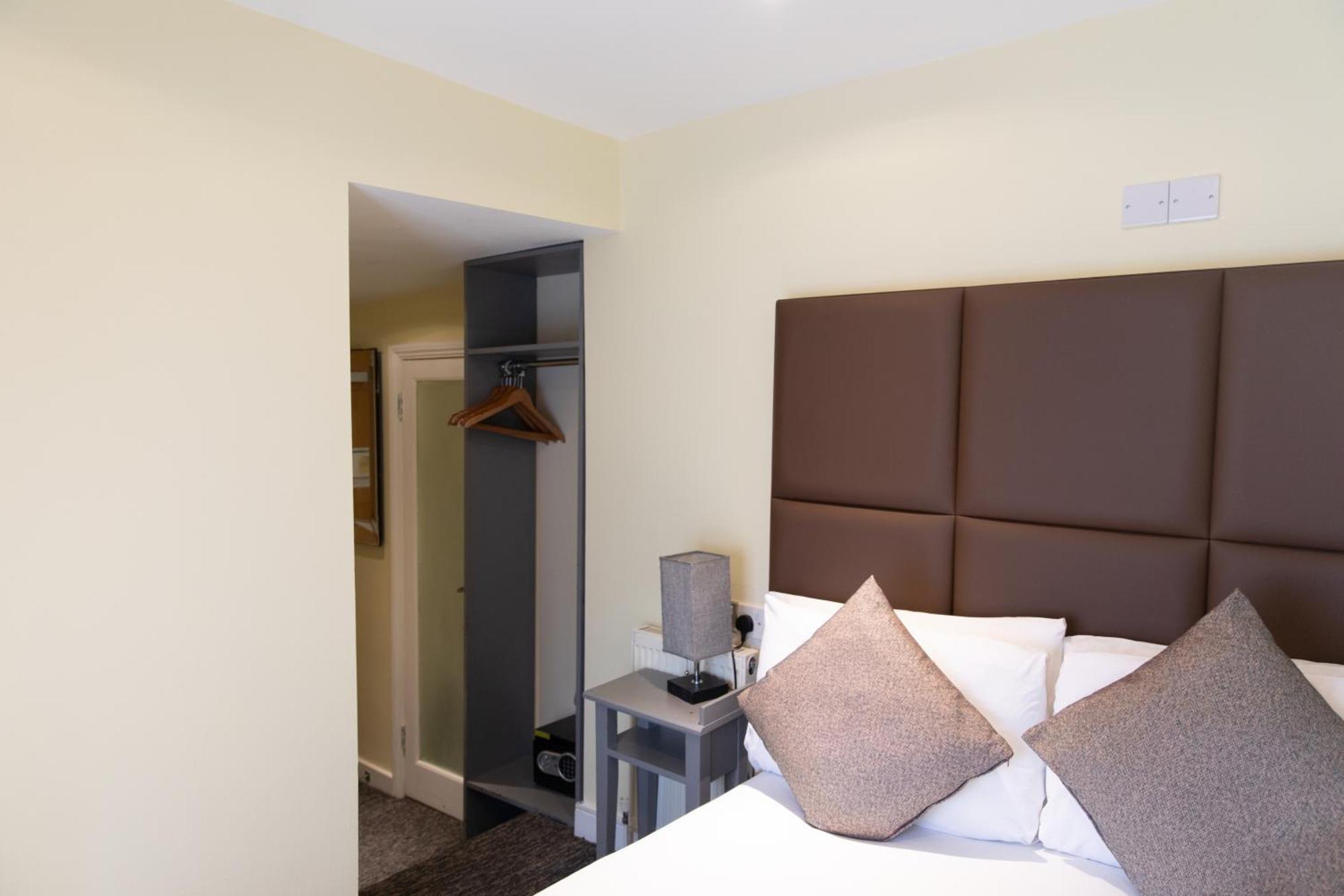 Duke Of Leinster 3* London