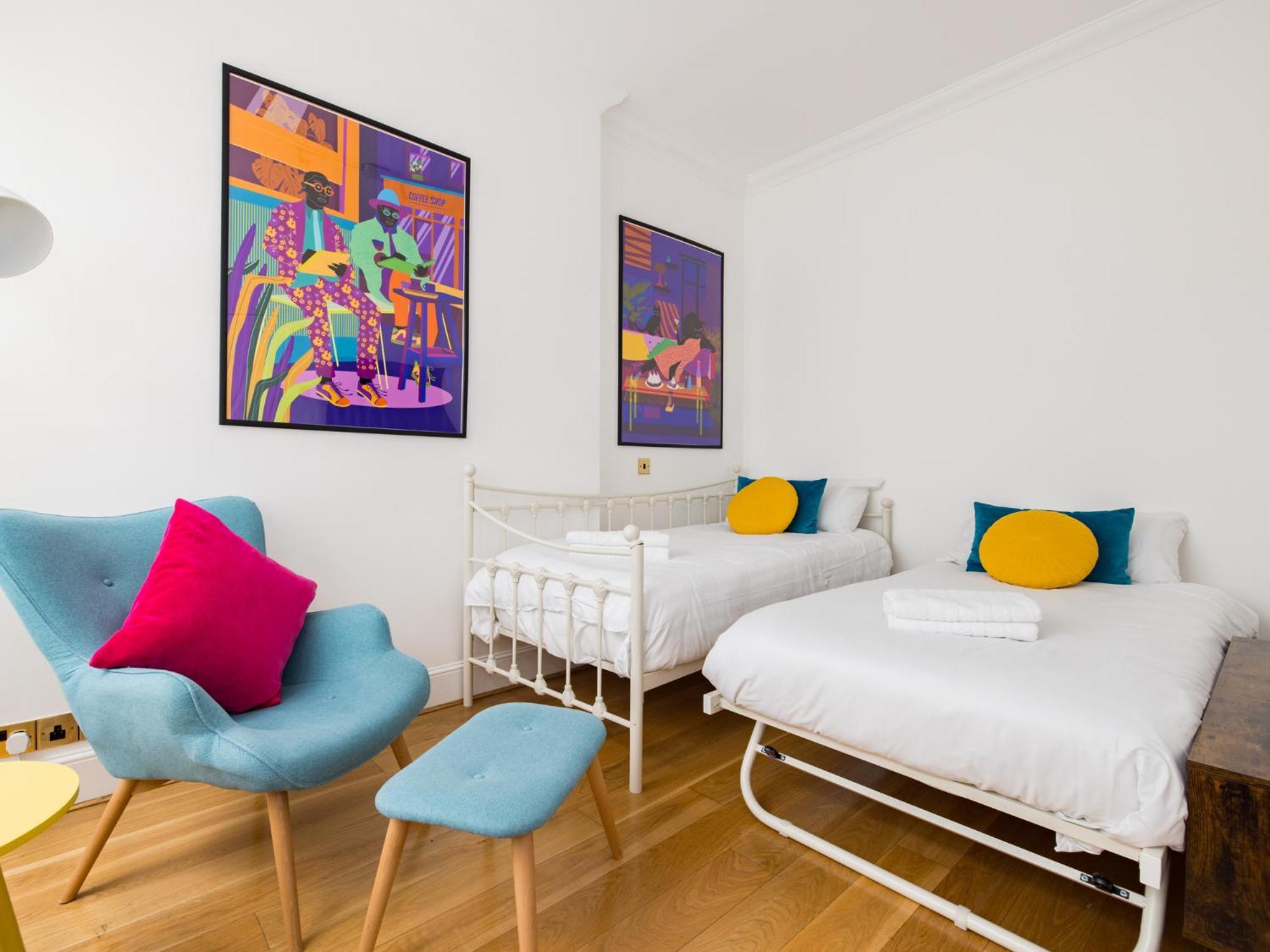 Hébergement de vacances Pass The Keys Stylish 3 Bedroom House In A Quiet Mews By Tube Londres