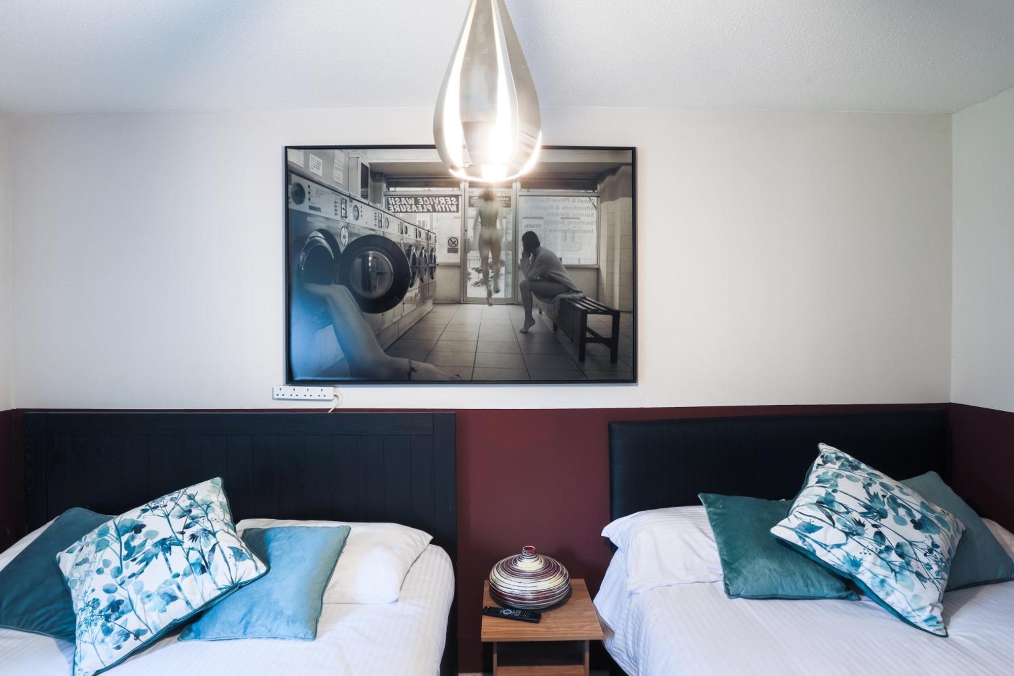 Apartamento 20 Percent Off -Promo Genius Offers-Citycenter Londonbridge Apartment With Parking-Wifi-Sleeps7-4Beds-Netflix-Family!