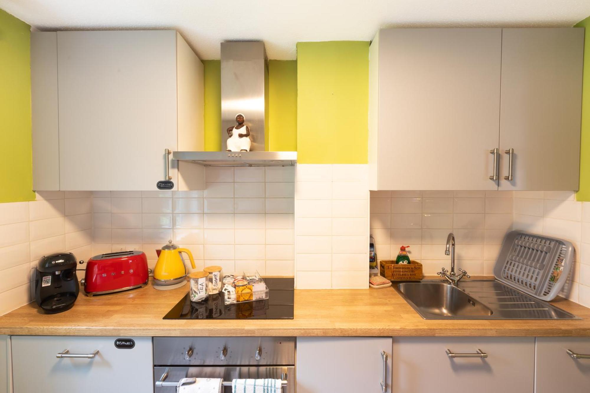 20 Percent Off -Promo Genius Offers-Citycenter Londonbridge Apartment With Parking-Wifi-Sleeps7-4Beds-Netflix-Family! Londres