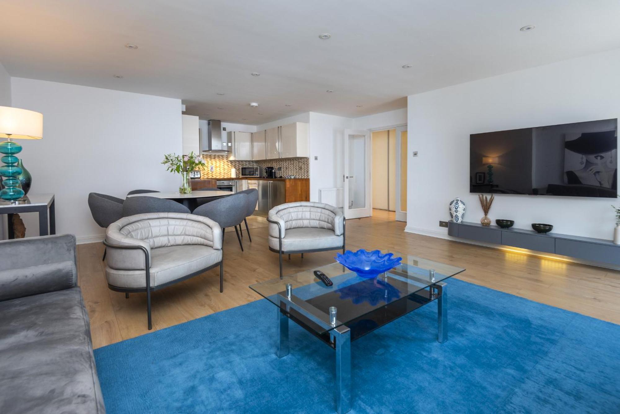 Elegant Mayfair 5 *