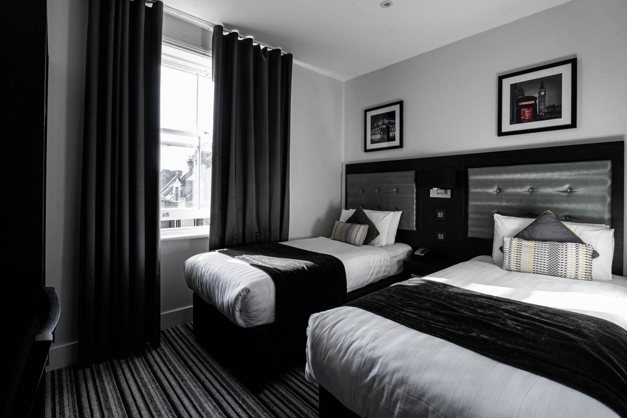 The W14 Kensington 4* Londen