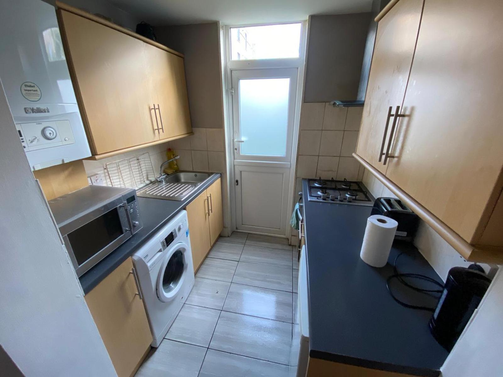 4 Bedroom & 2 Bedroom Appartement Londres