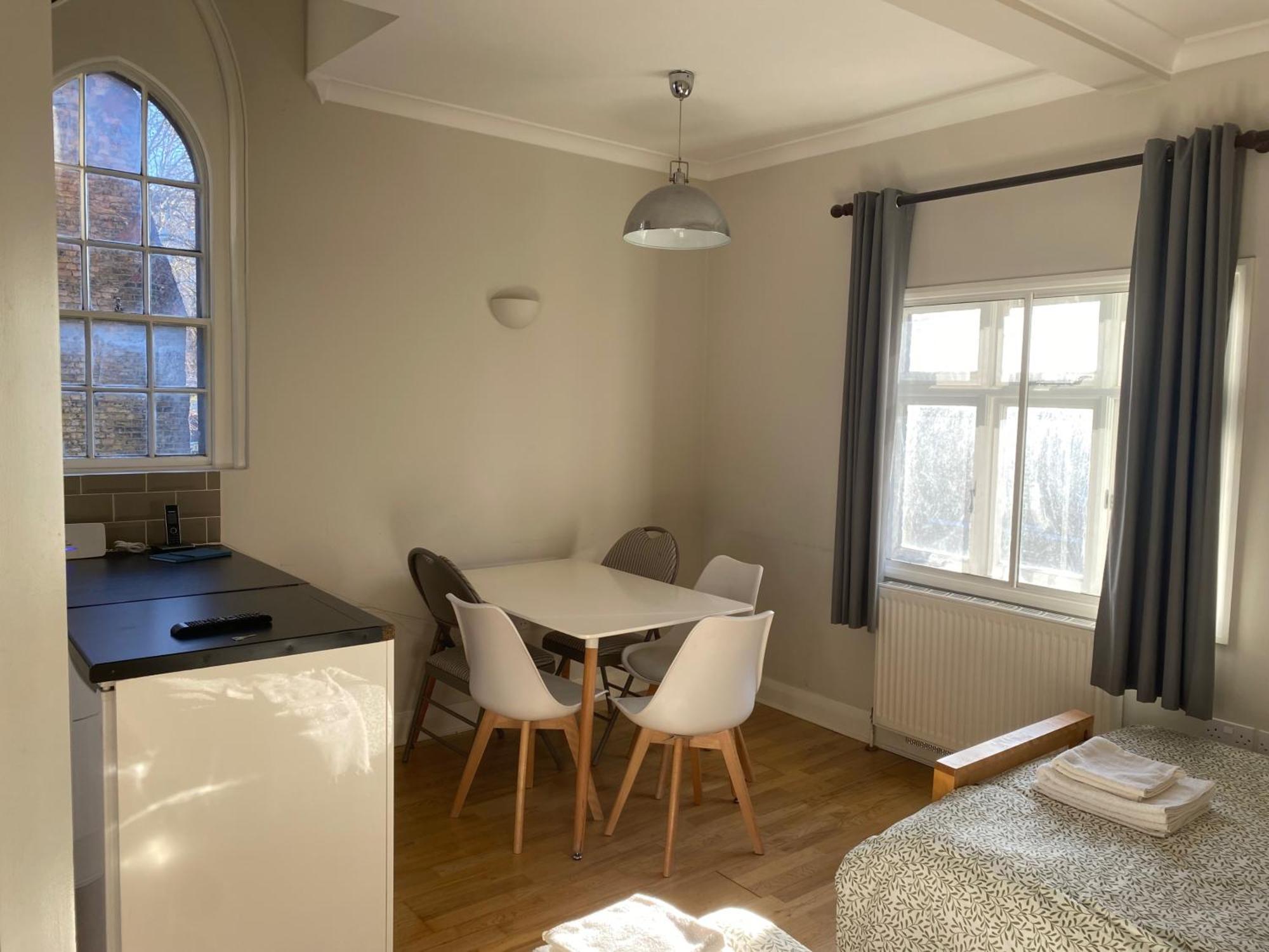 Victorian Building - Sleeps 5 - Pet Friendly Londen