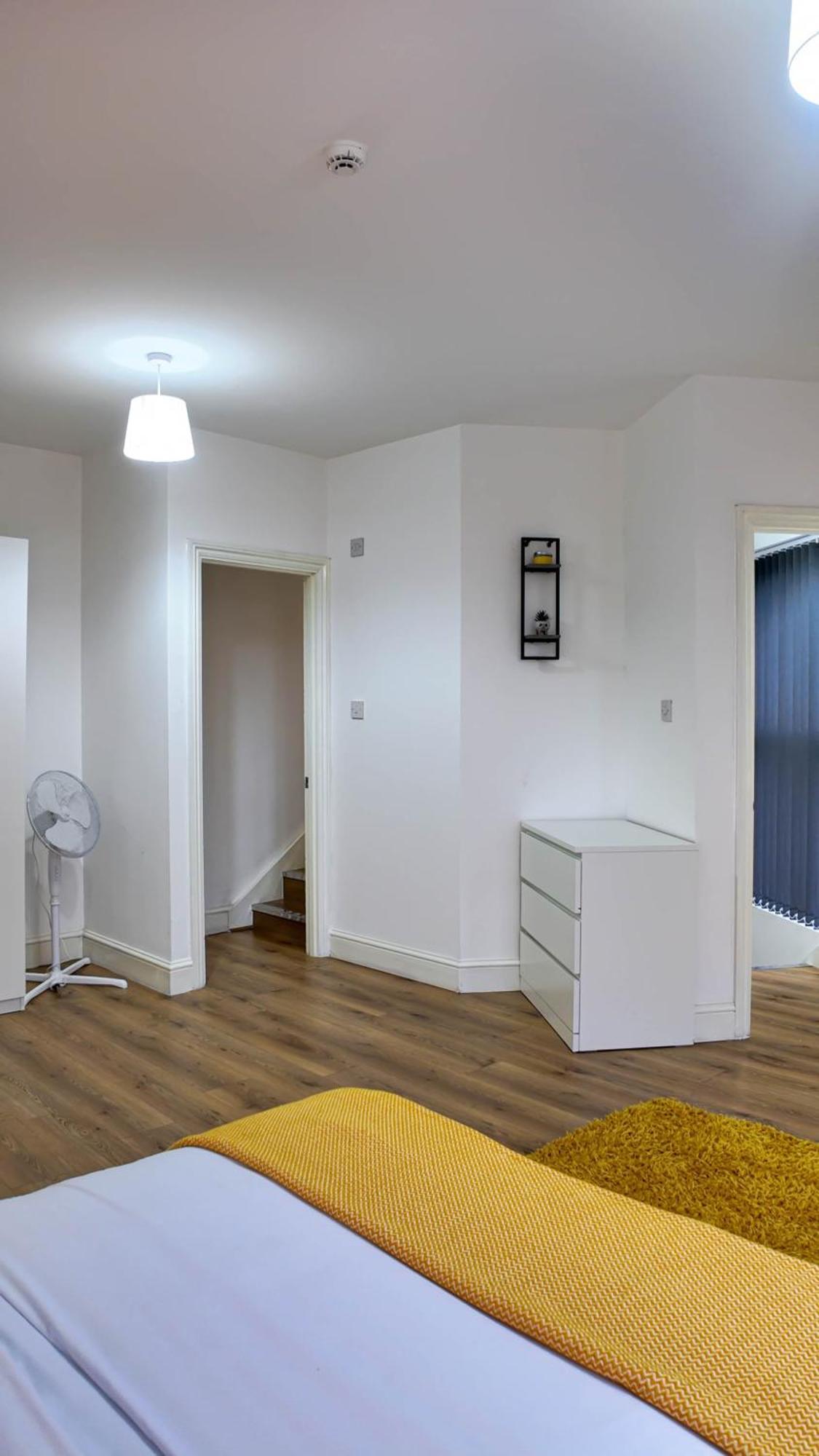 Spacious 2 Bed With Patio In Camden Wr201 Apartamento *