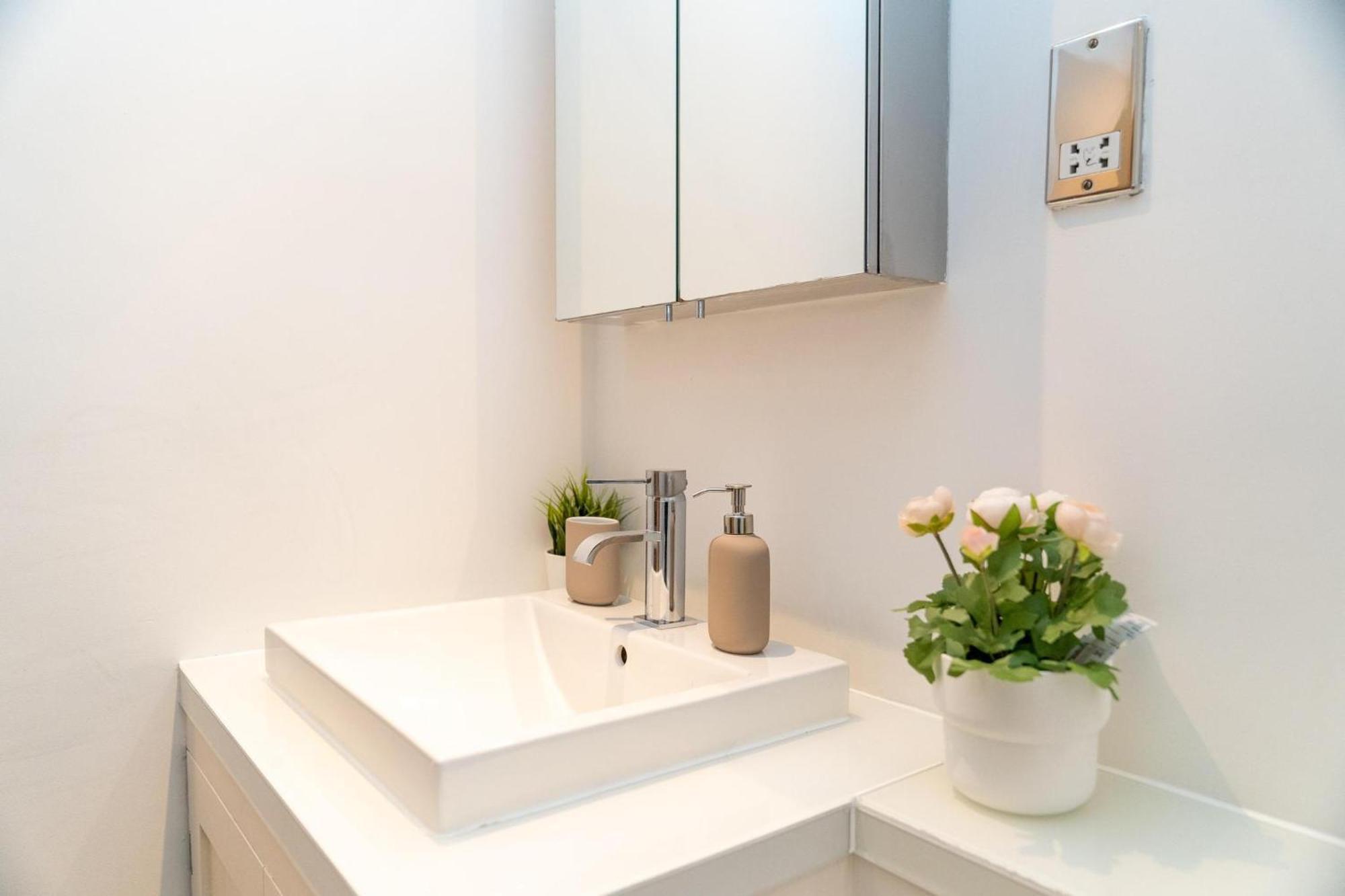 Cuthbert - Heart Of Covent Garden! Appartement Londres