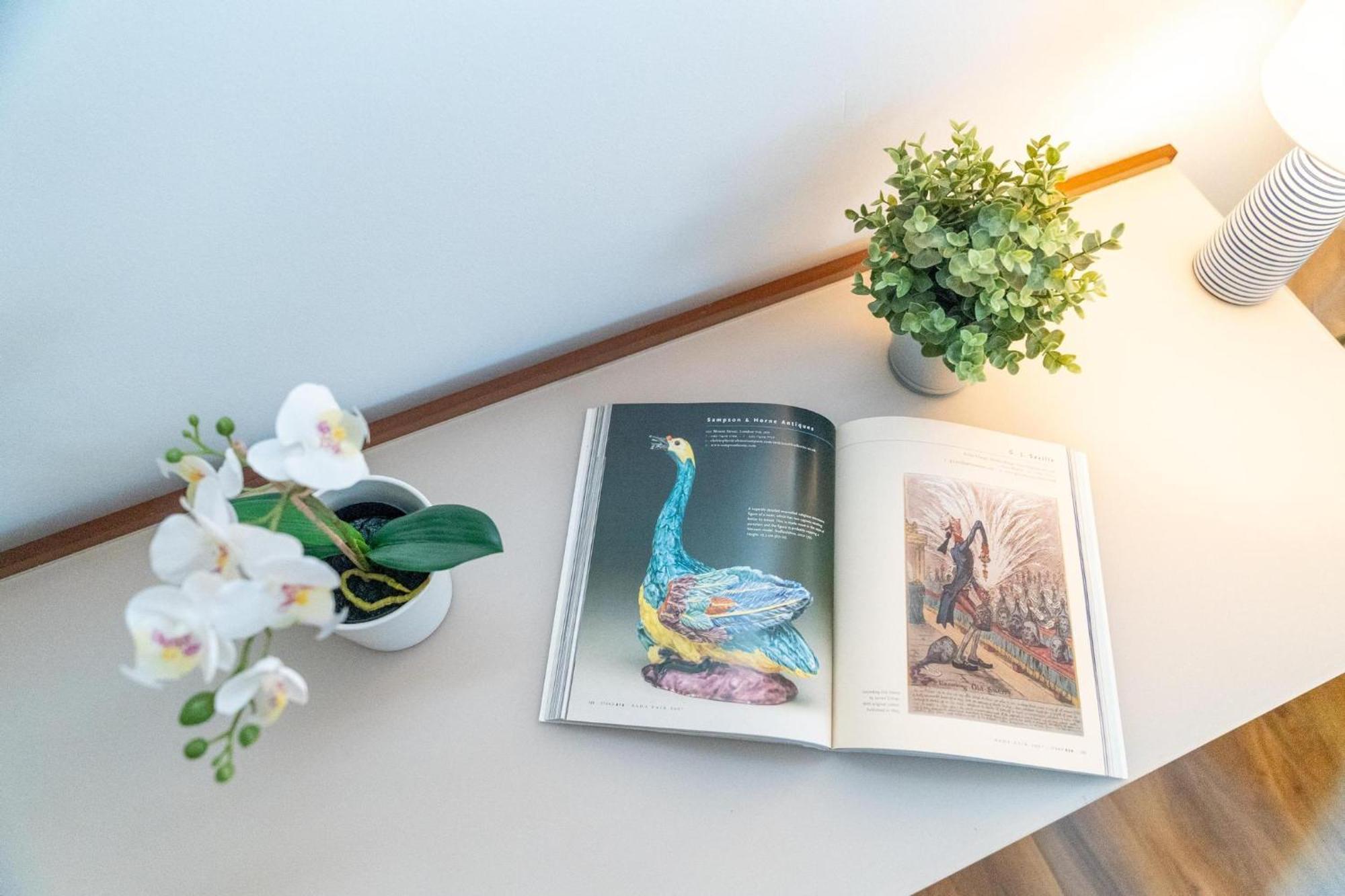 Cuthbert - Heart Of Covent Garden! Appartement *