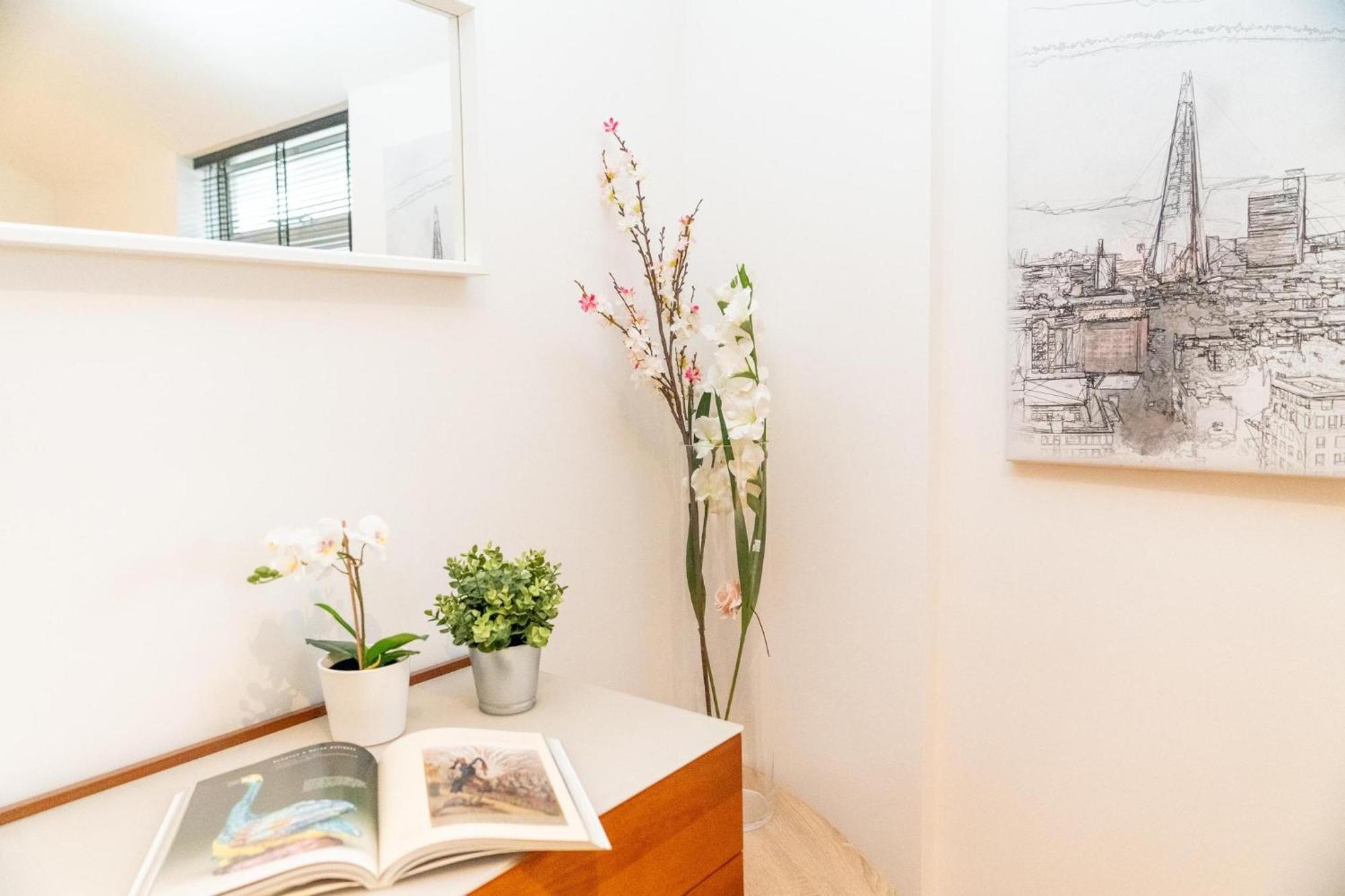 Cuthbert - Heart Of Covent Garden! Appartement *