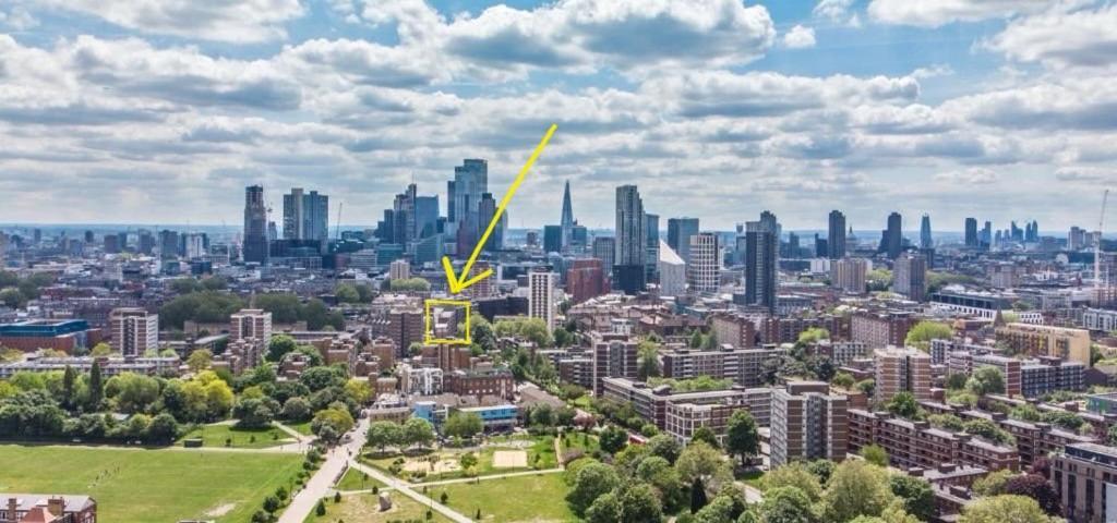 Apartamento 3 Minutes To Tower Of Trendy Shoreditch Recently Refurbished 3 Bedrooms Sleeps 8