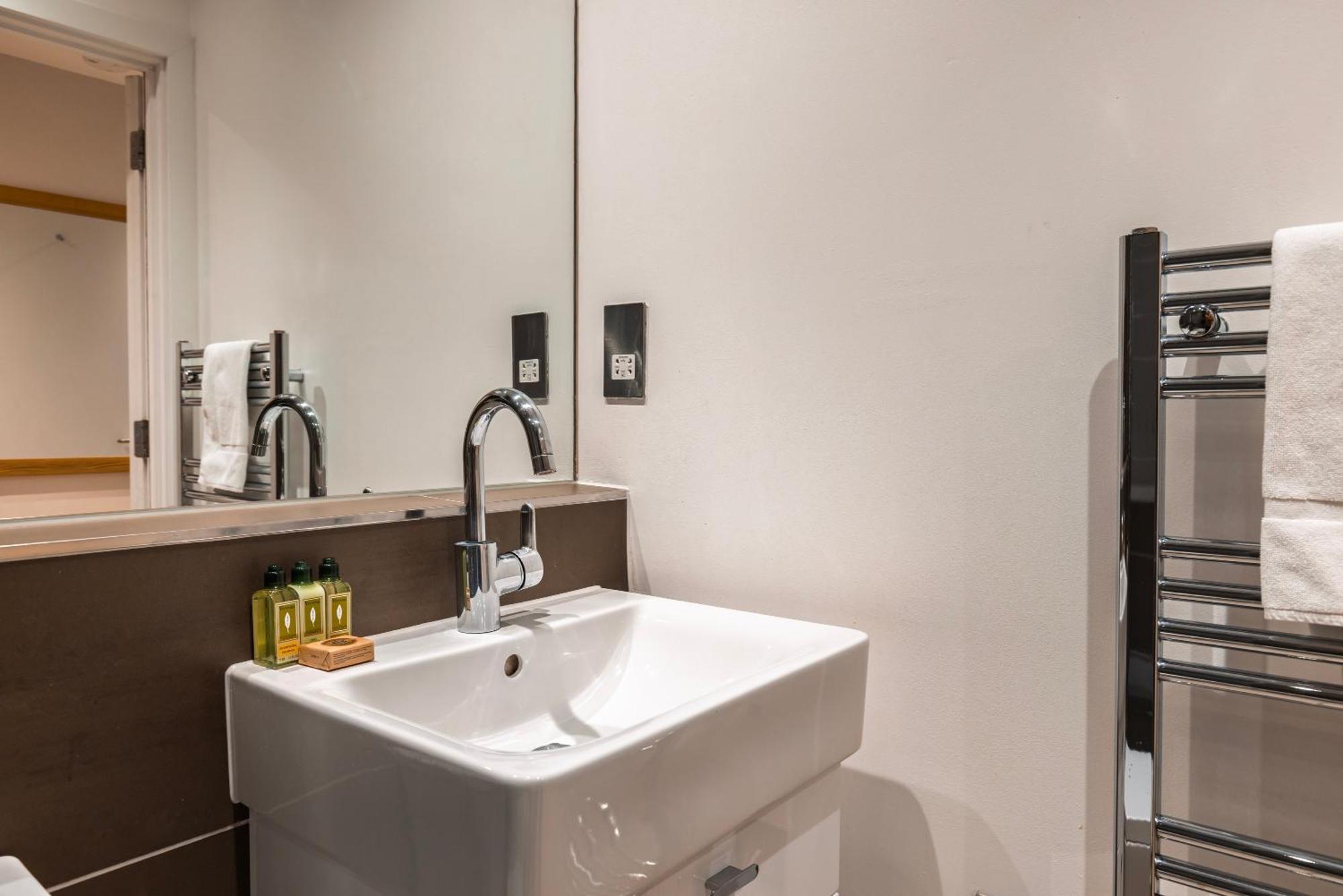 Apartamento Barbican Serviced By Lovelystay