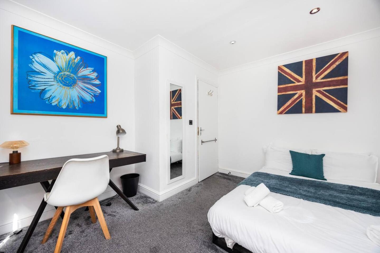 Vakantiehuis Modern - 5 Mins To Whitechapel Station
