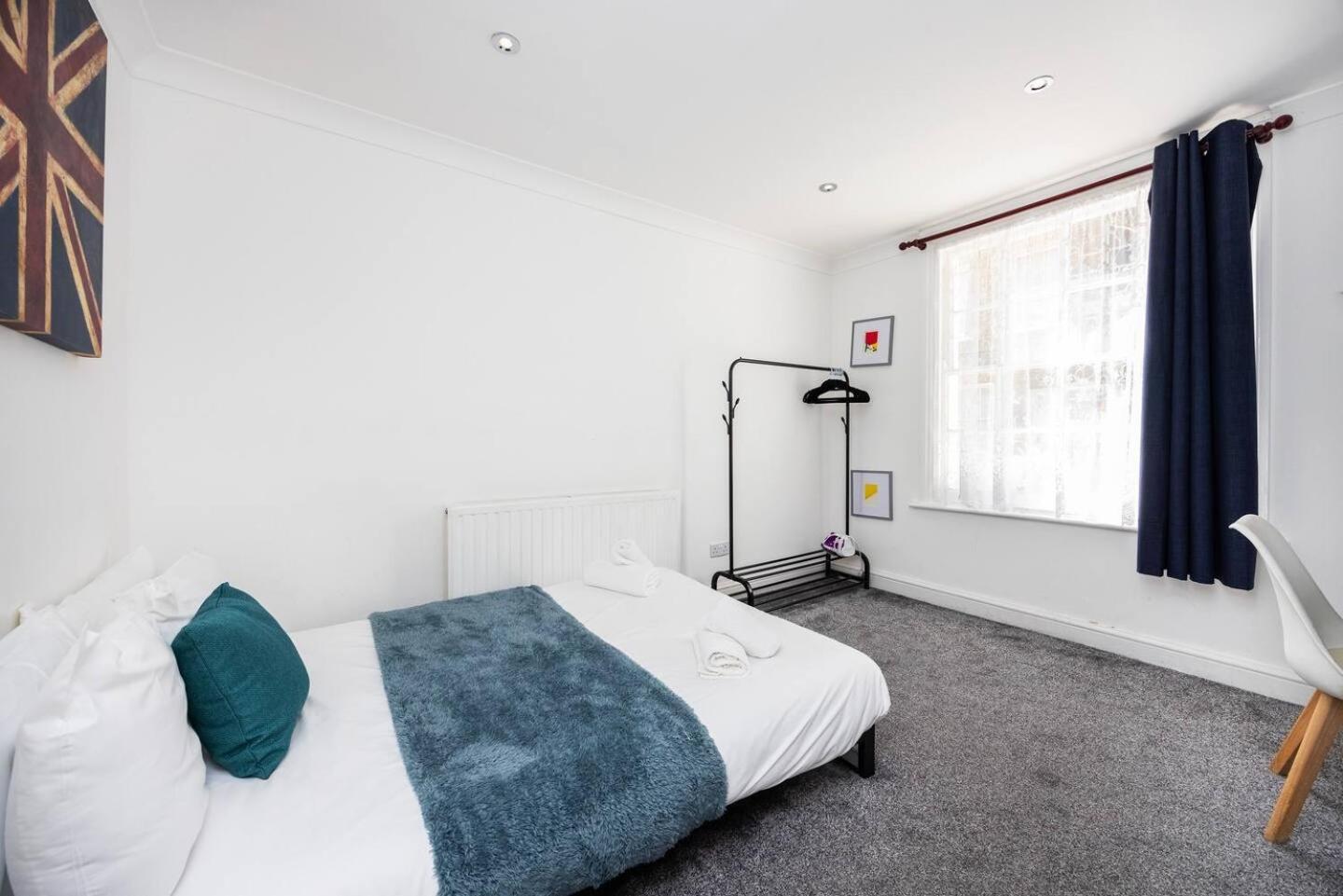 Modern - 5 Mins To Whitechapel Station Vakantiehuis Londen