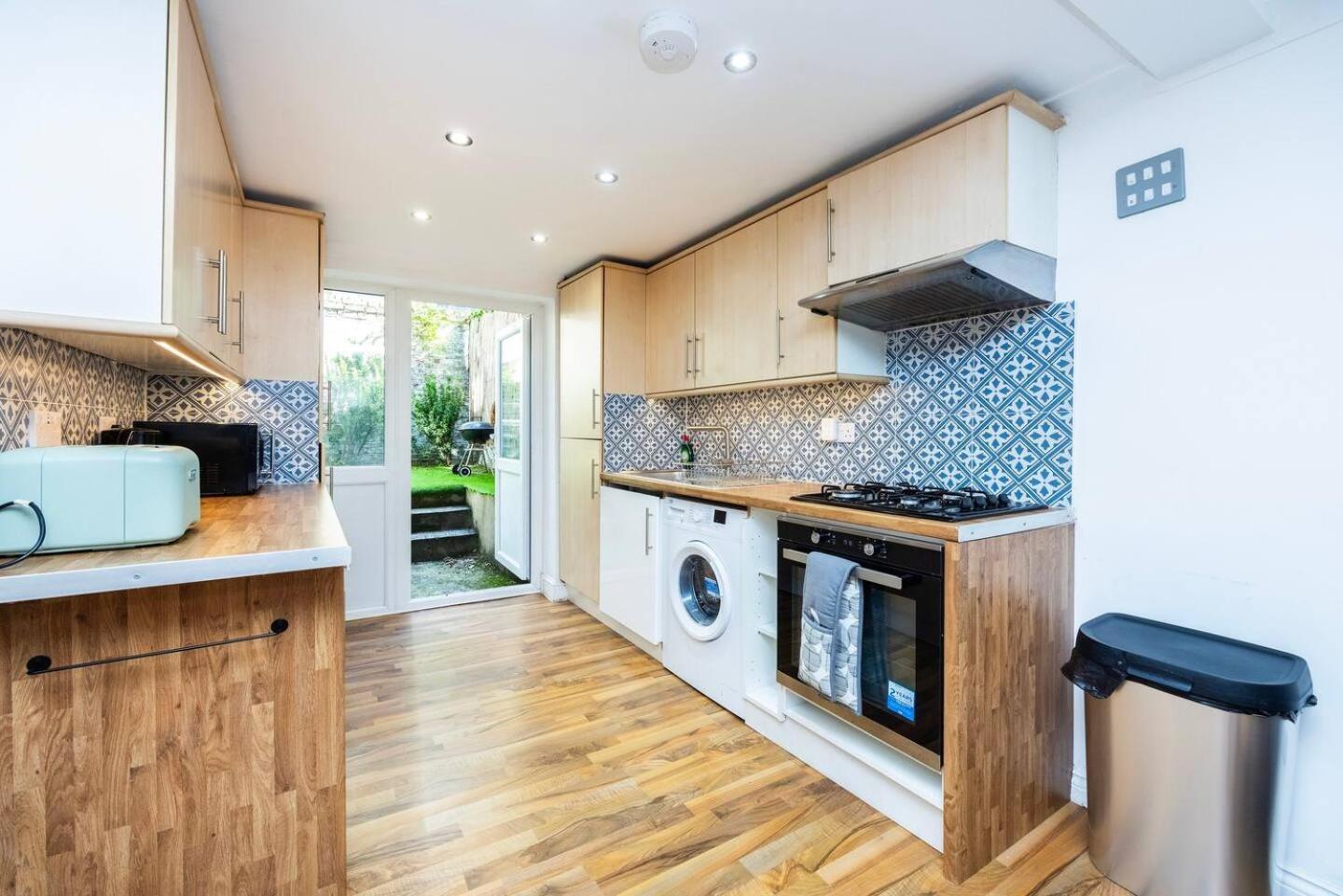 Modern - 5 Mins To Whitechapel Station Vakantiehuis