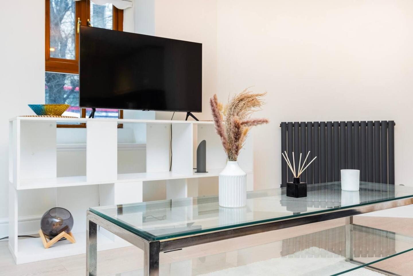 Ferienhaus Lavish 1 Bedroom Near Tottenham Stadium