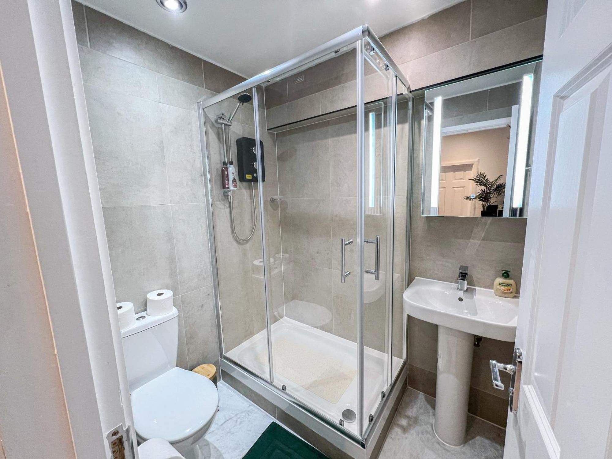 Sleek 1-bed Flats In Euston, Islington Near Regents Park * Londres