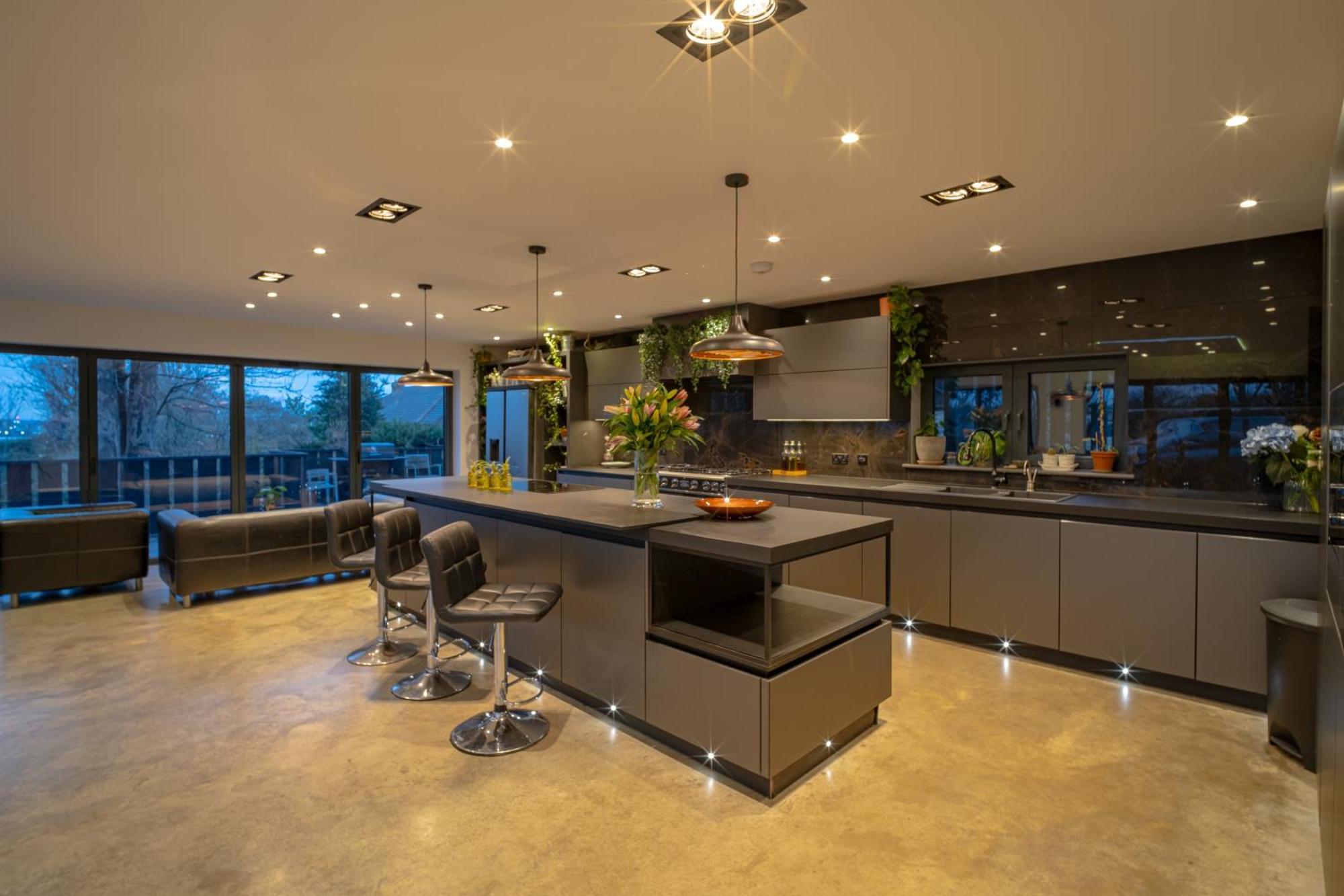 Villa The Ridge London - Luxury Designer With Hot Tub And Sauna, Bexley Borough Of London Londres