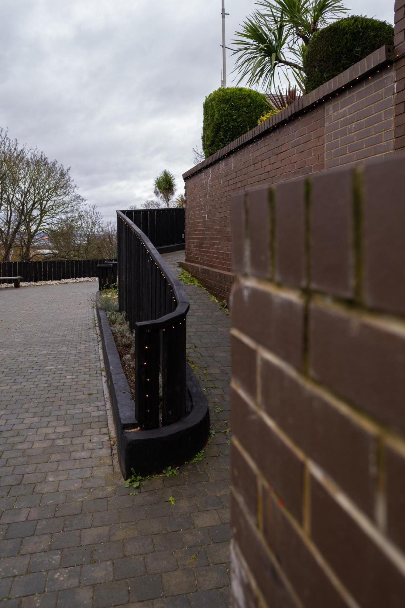 The Ridge London - Luxury Designer With Hot Tub And Sauna, Bexley Borough Of London Villa *