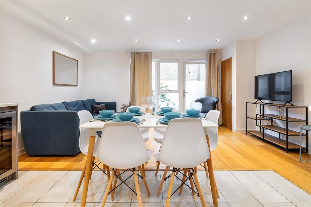 Appartement Eye ,split Level And Private Patio,sleeps 6