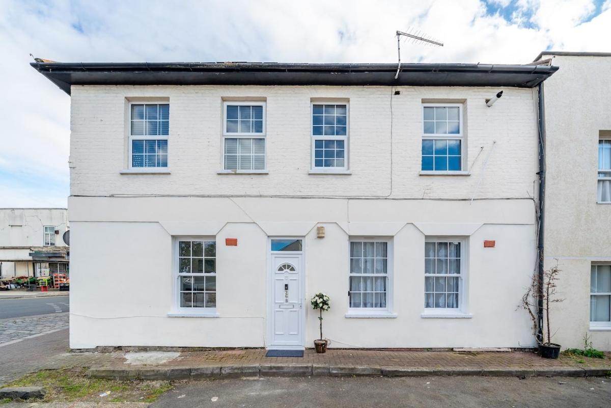 Family Near 02 Arena, Excel Centre With Parking Apartamento