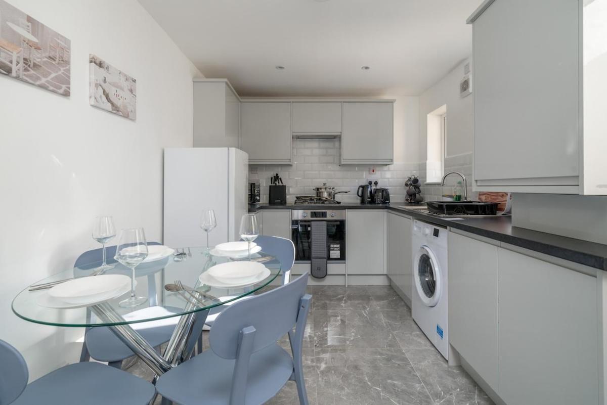 Apartamento Family Near 02 Arena, Excel Centre With Parking *
