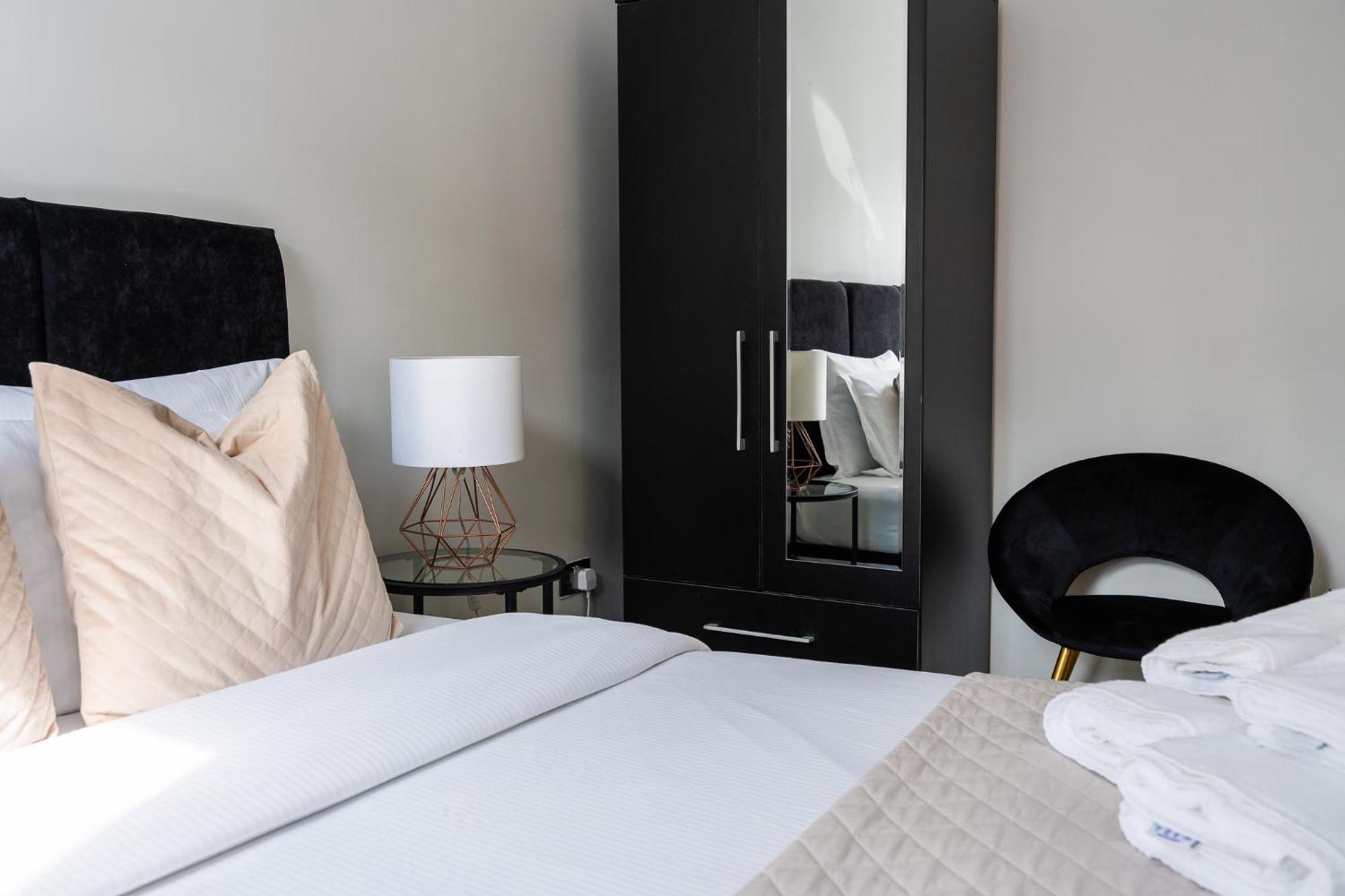 Stylish 2-bed In Camden Special Price Due To Maintenance Road Works Nearby Apartamento