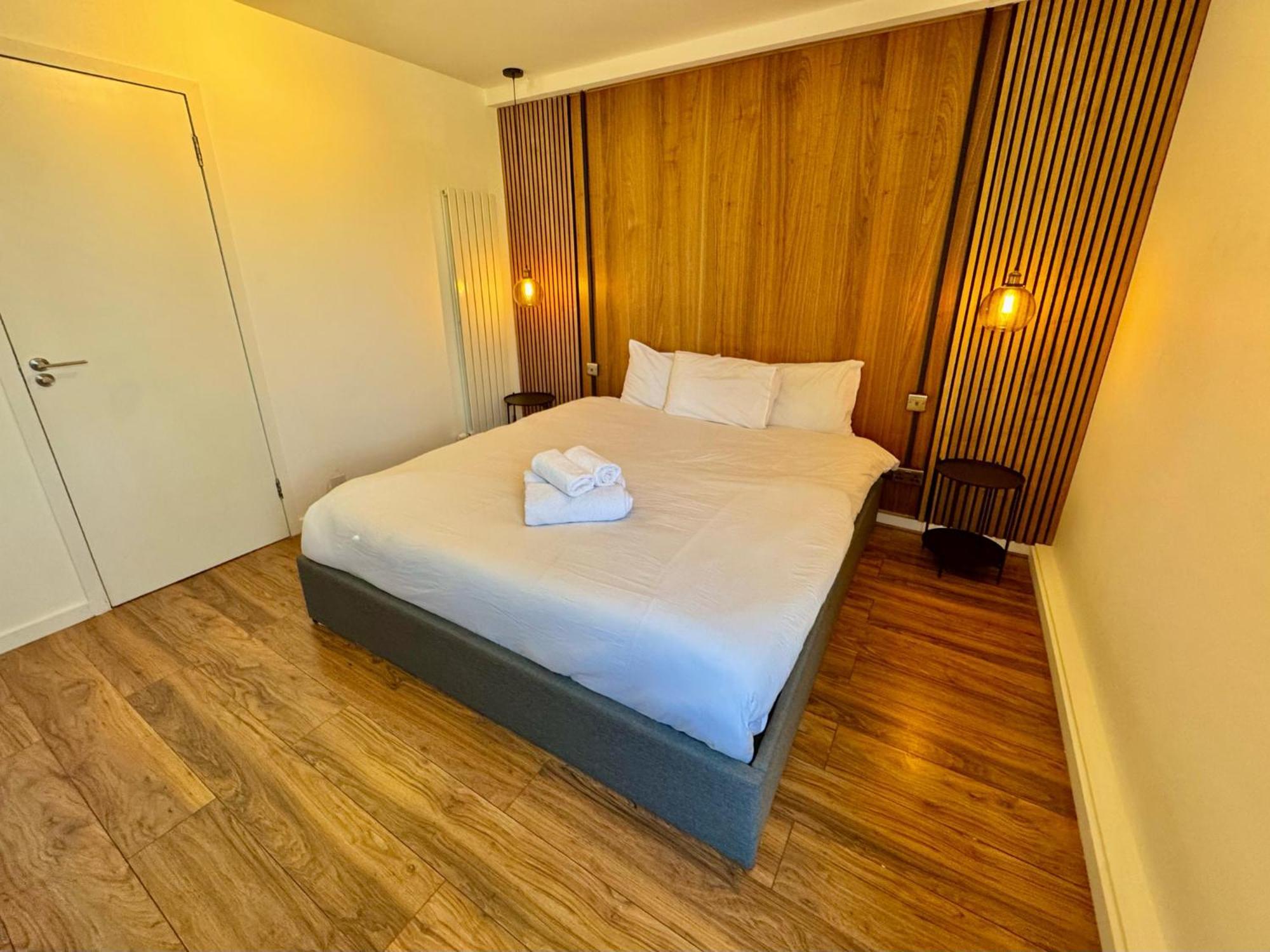 Sleek & Bright Balcony Flat Perfect Escape Appartement