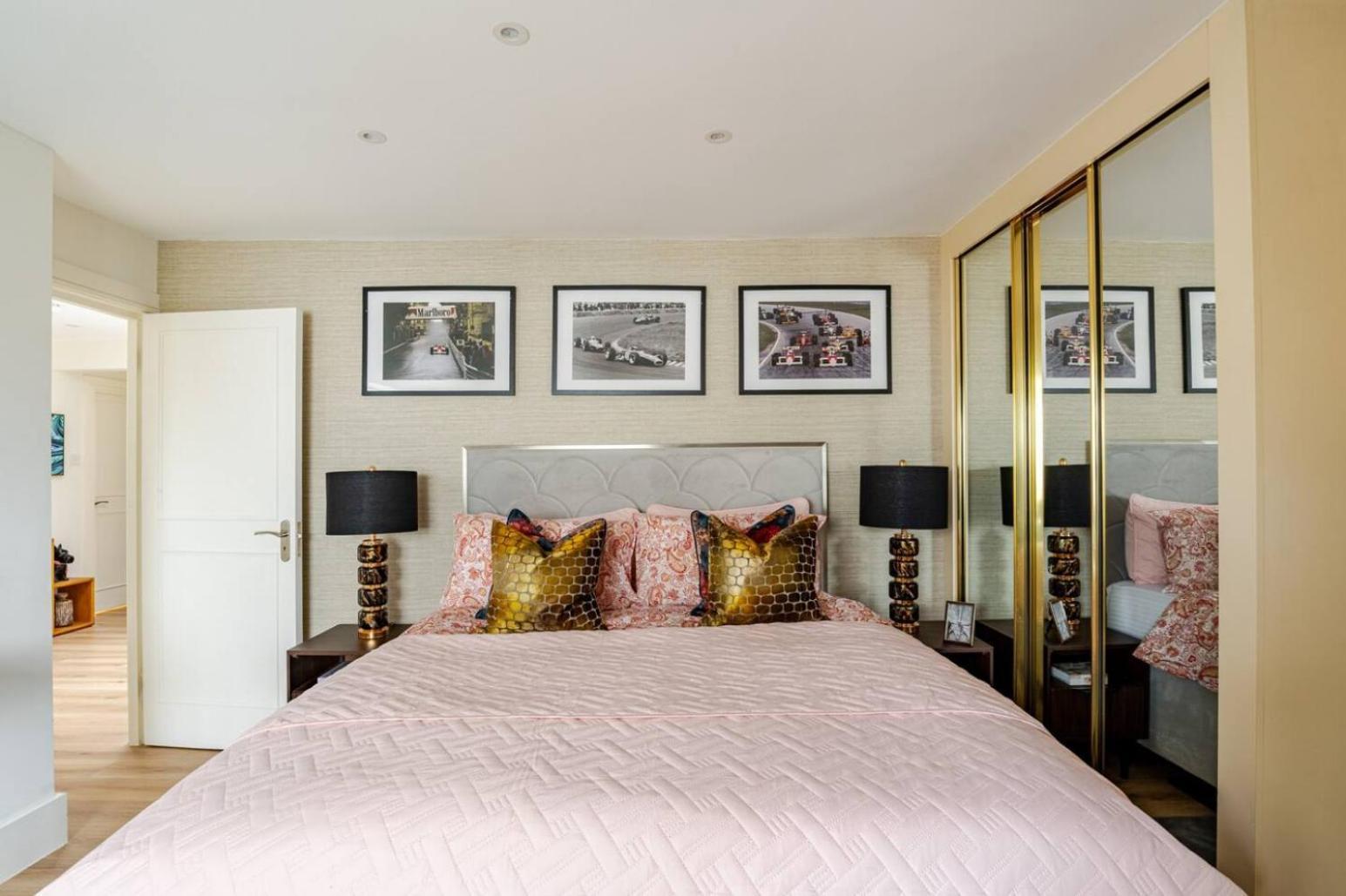 Floor Luxury Penthouse - Sleeps 6