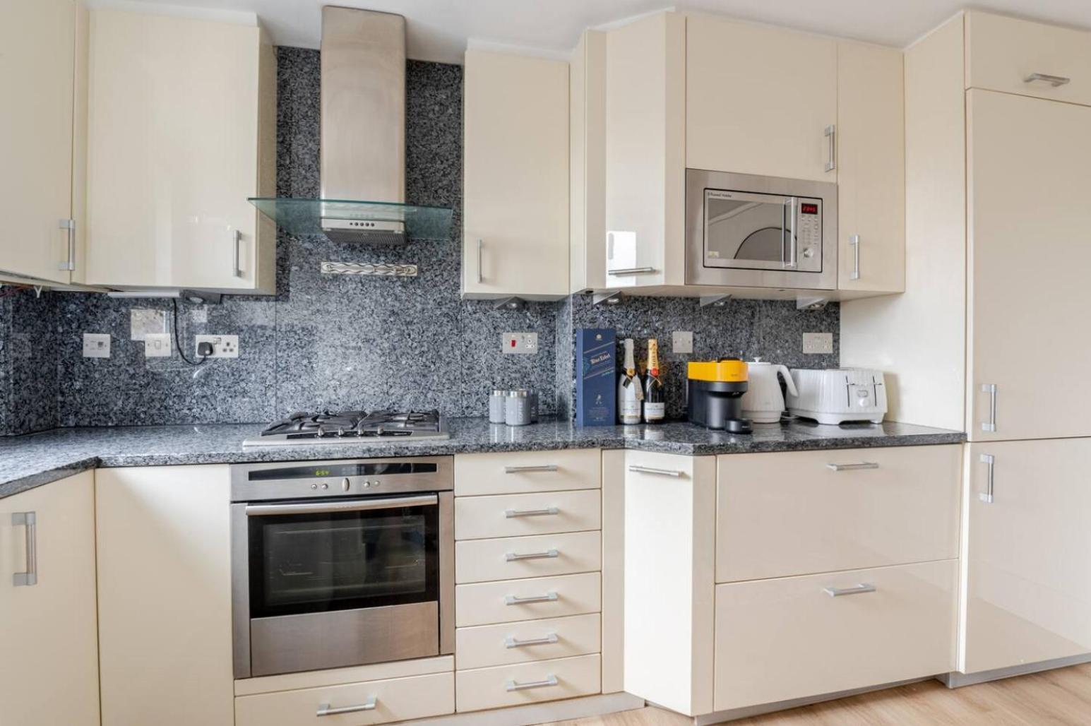Floor Luxury Penthouse - Sleeps 6 Appartement Londres