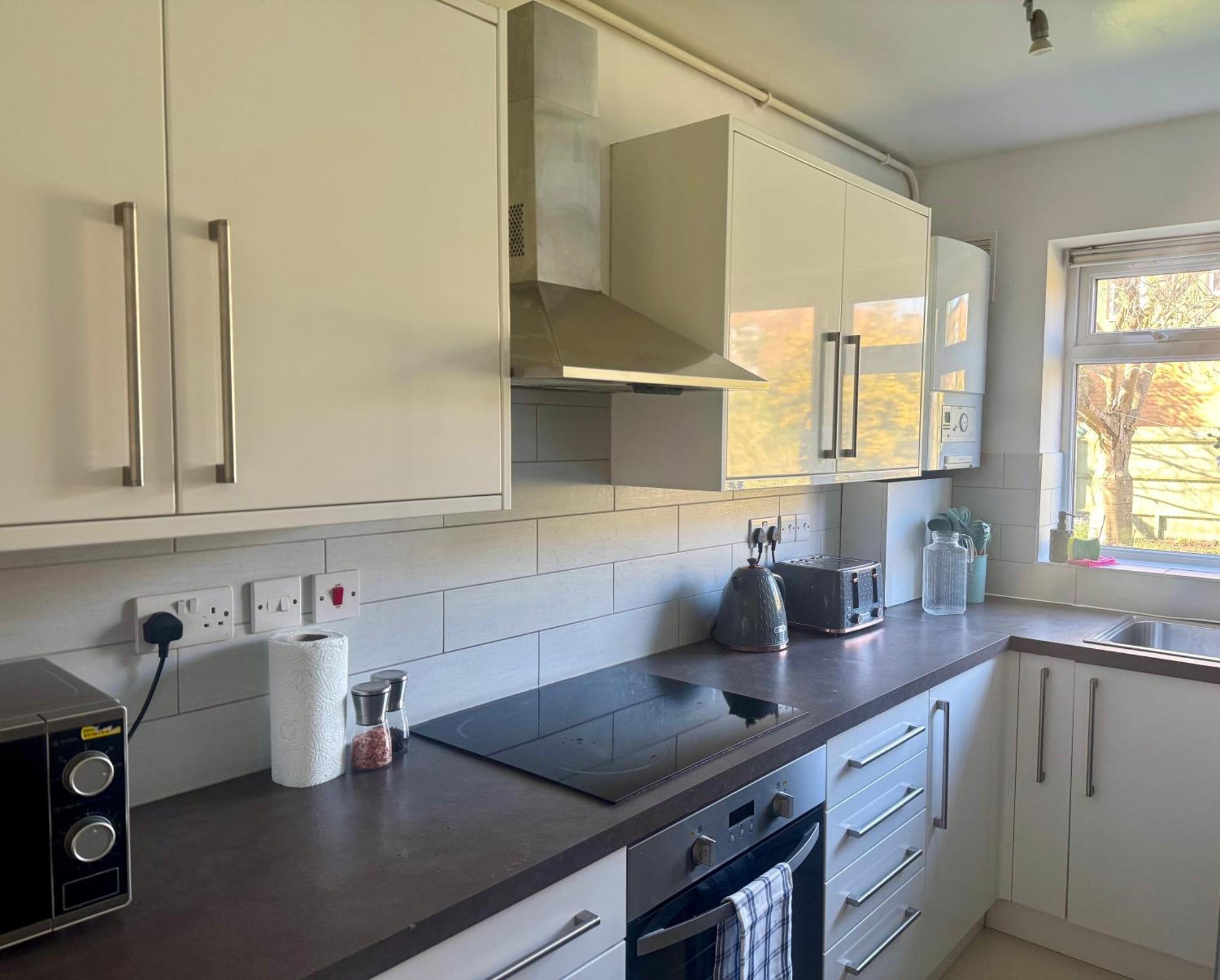 Serene 2 Bedroom Flat Free Off-street Parking Large Suv Close To Tube Apartamento *