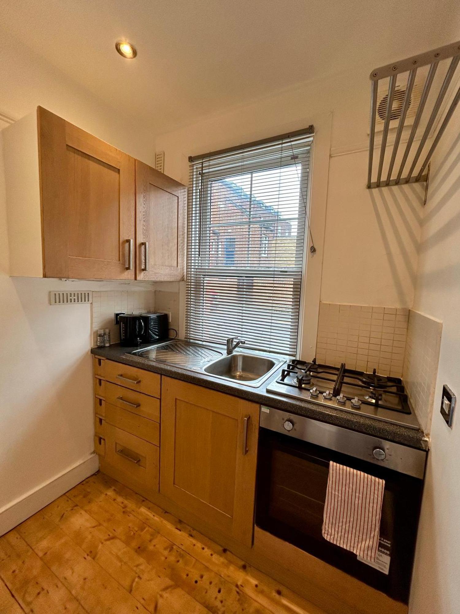 Apartamento Spacious Battersea And *