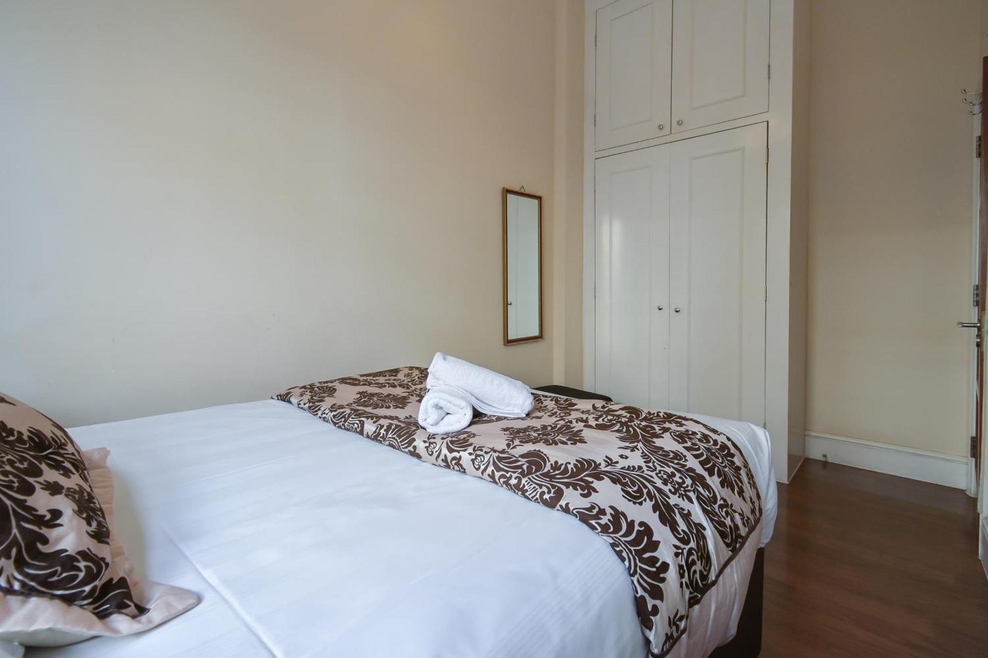 Gasthuis Queensway Hyde Park Flat By Dc *