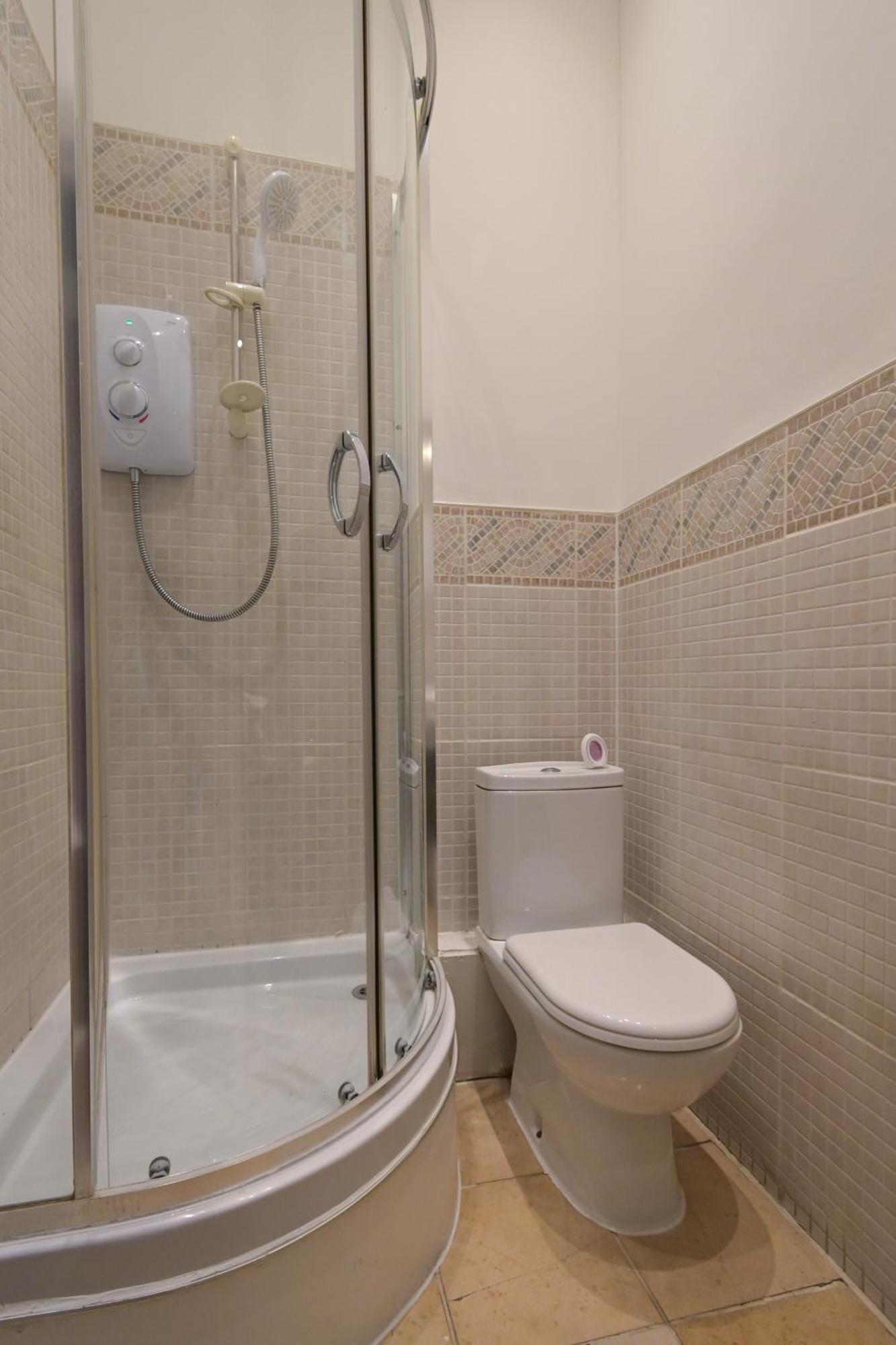 Queensway Hyde Park Flat By Dc Gasthuis *