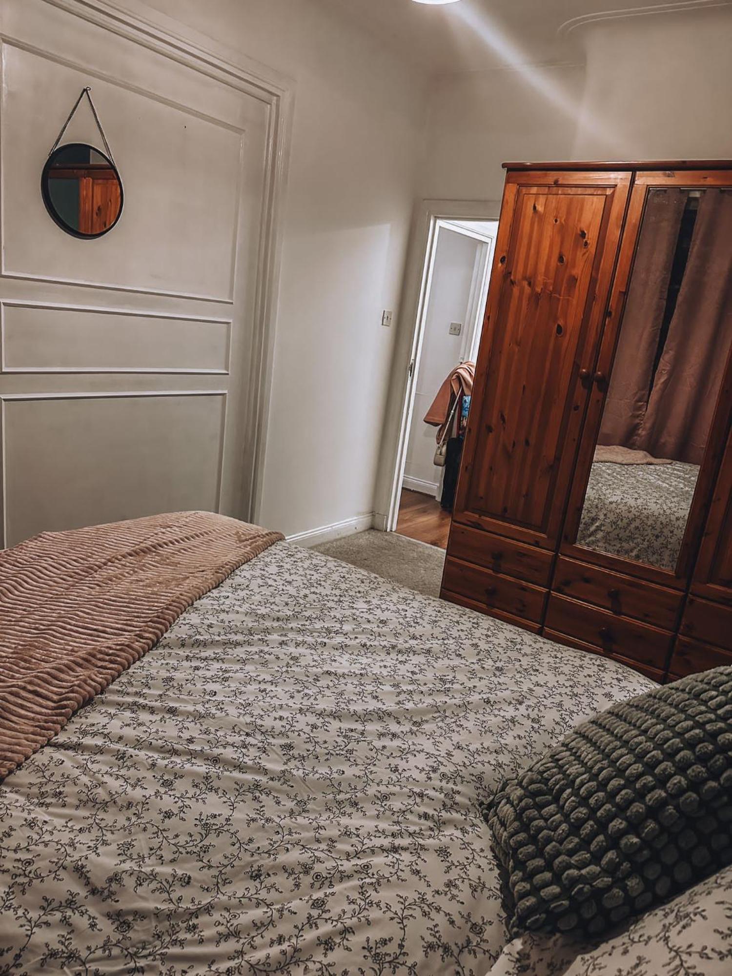 Cosy 2 Bedroom In Swiss Cottage. Londen