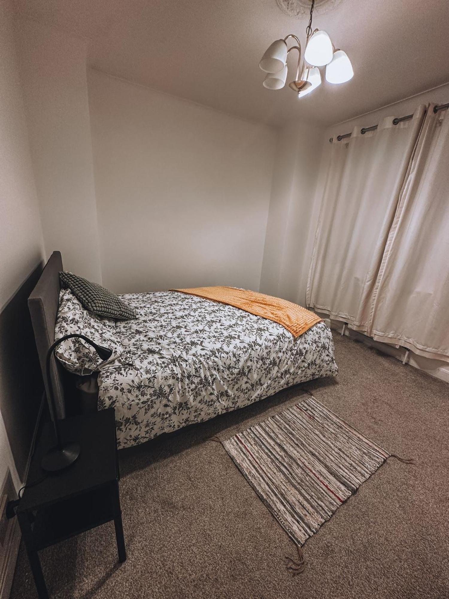 Cosy 2 Bedroom In Swiss Cottage. Londen