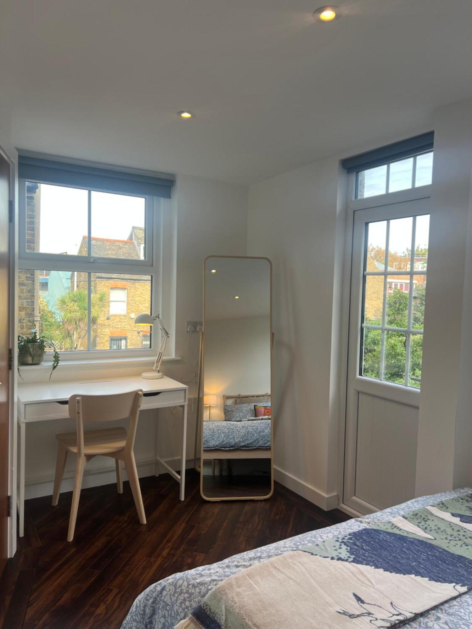 Spacious Battersea And Apartamento