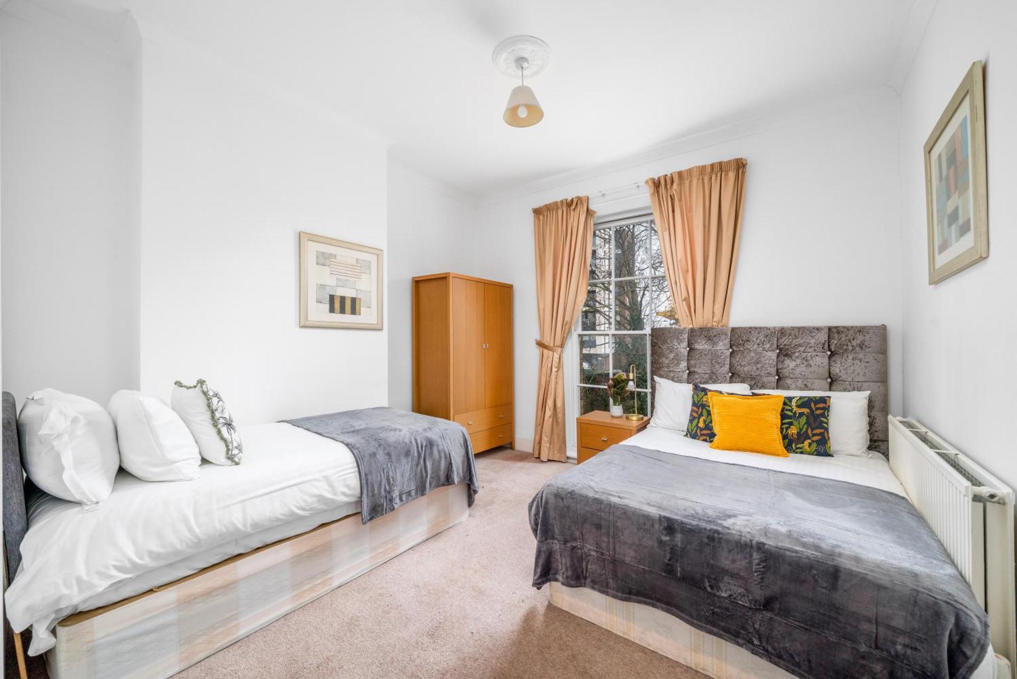 Space And Comfort, 5 Mins Walk To Tube Station, Shops Easy Access To Excel, O2 Arena And Airport, Free Parking * Londres