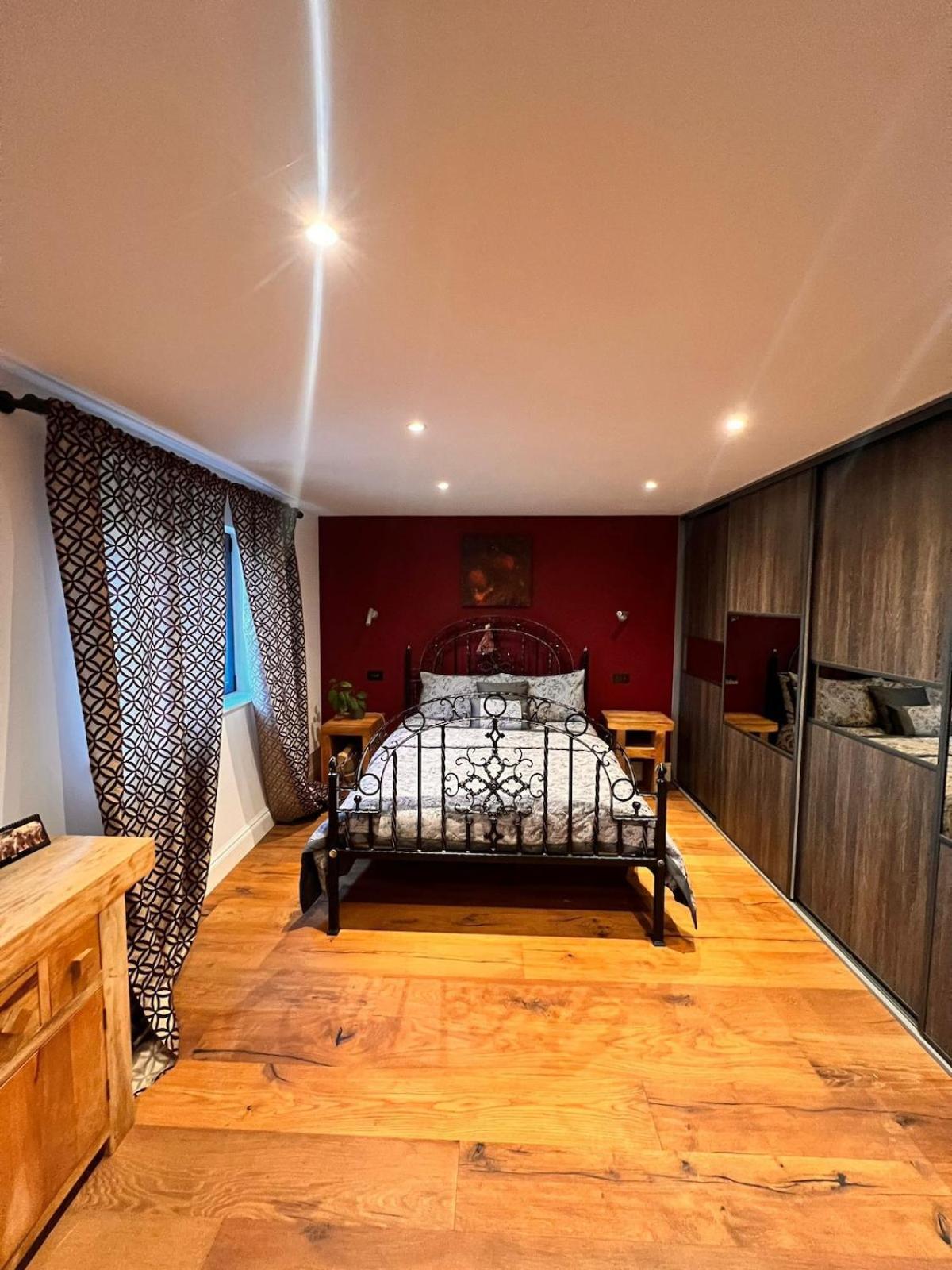The Ridge London - Luxury Designer With Hot Tub And Sauna, Bexley Borough Of London Villa Londres