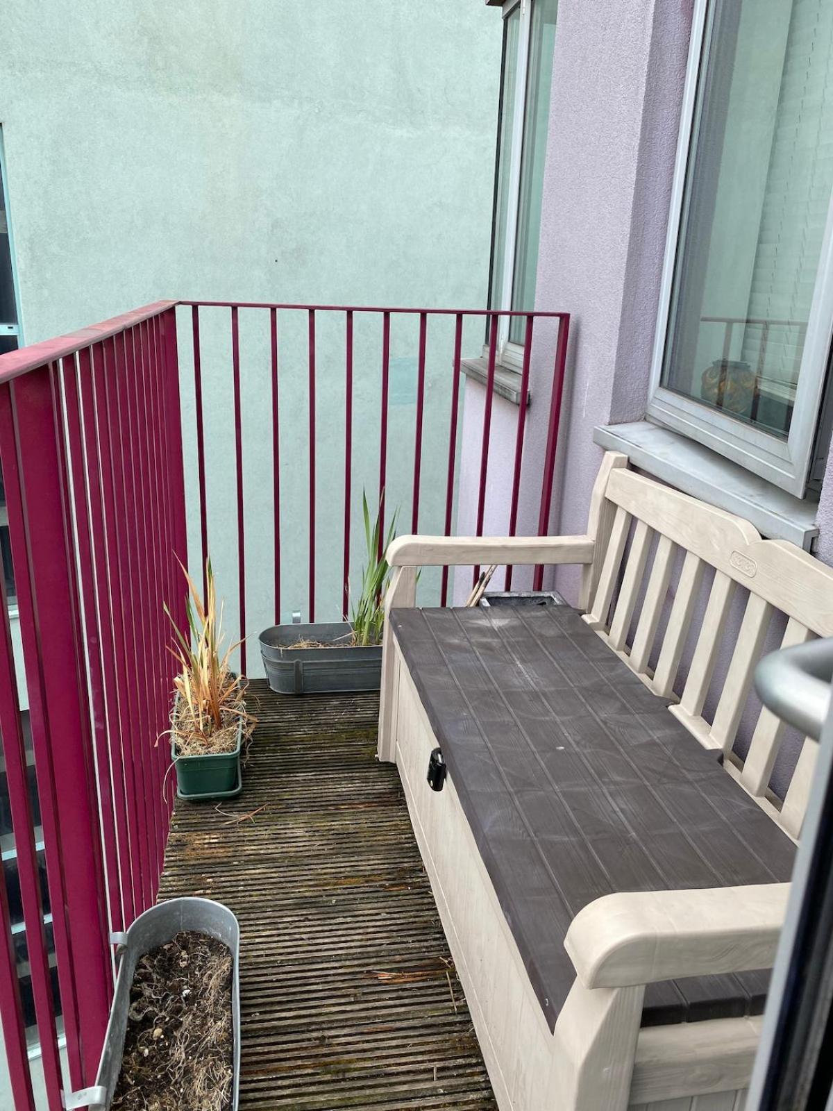 2 Bed Flat With Balcony - Zone 1 Appartement *