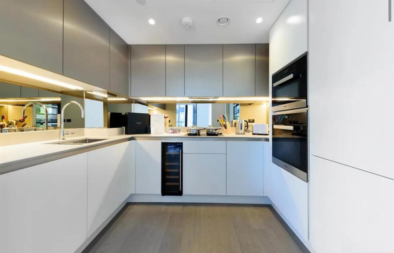 Luxury River Apartments- Parliament Appartement *