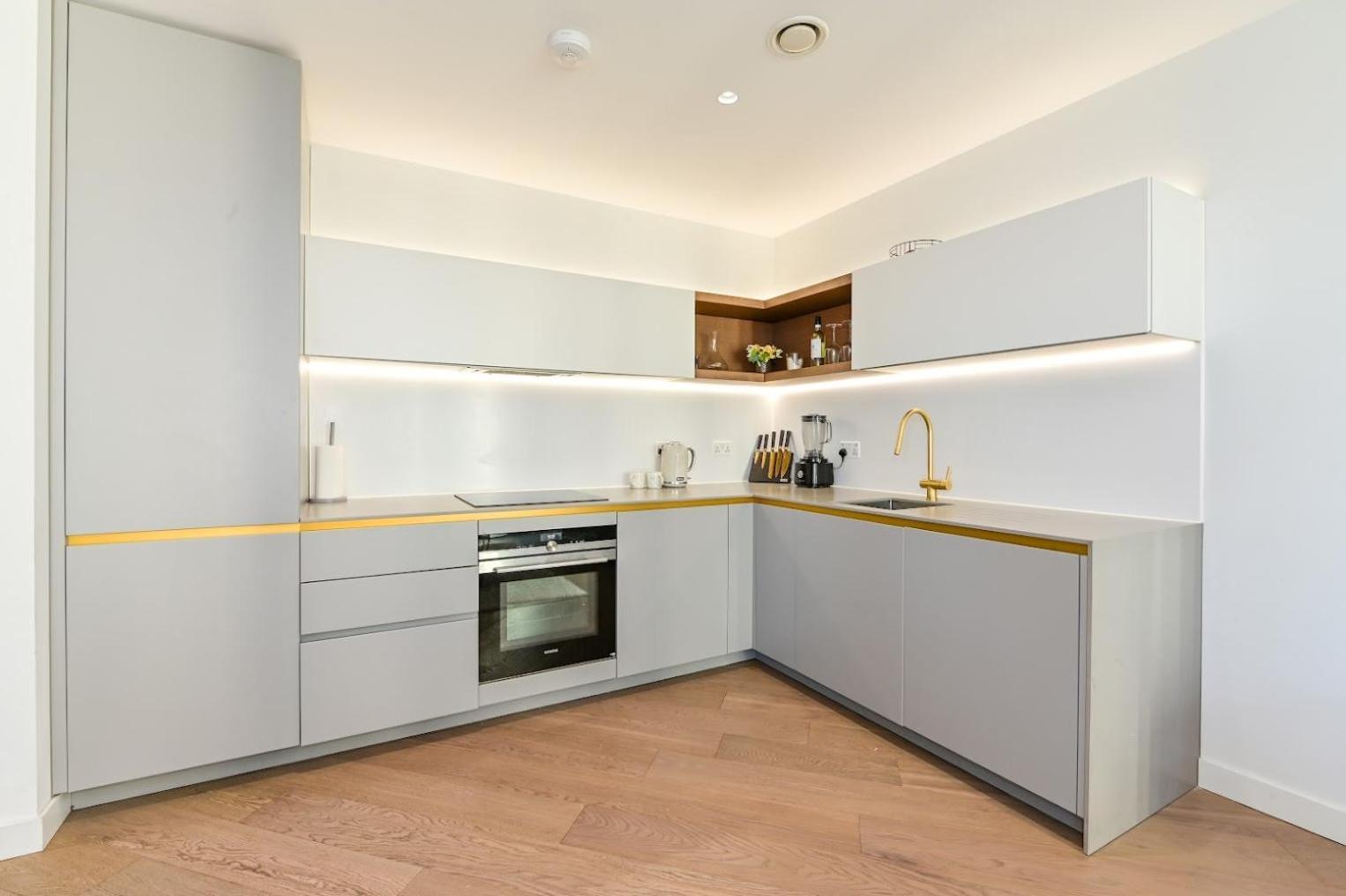 Shyluxe Apartamento *