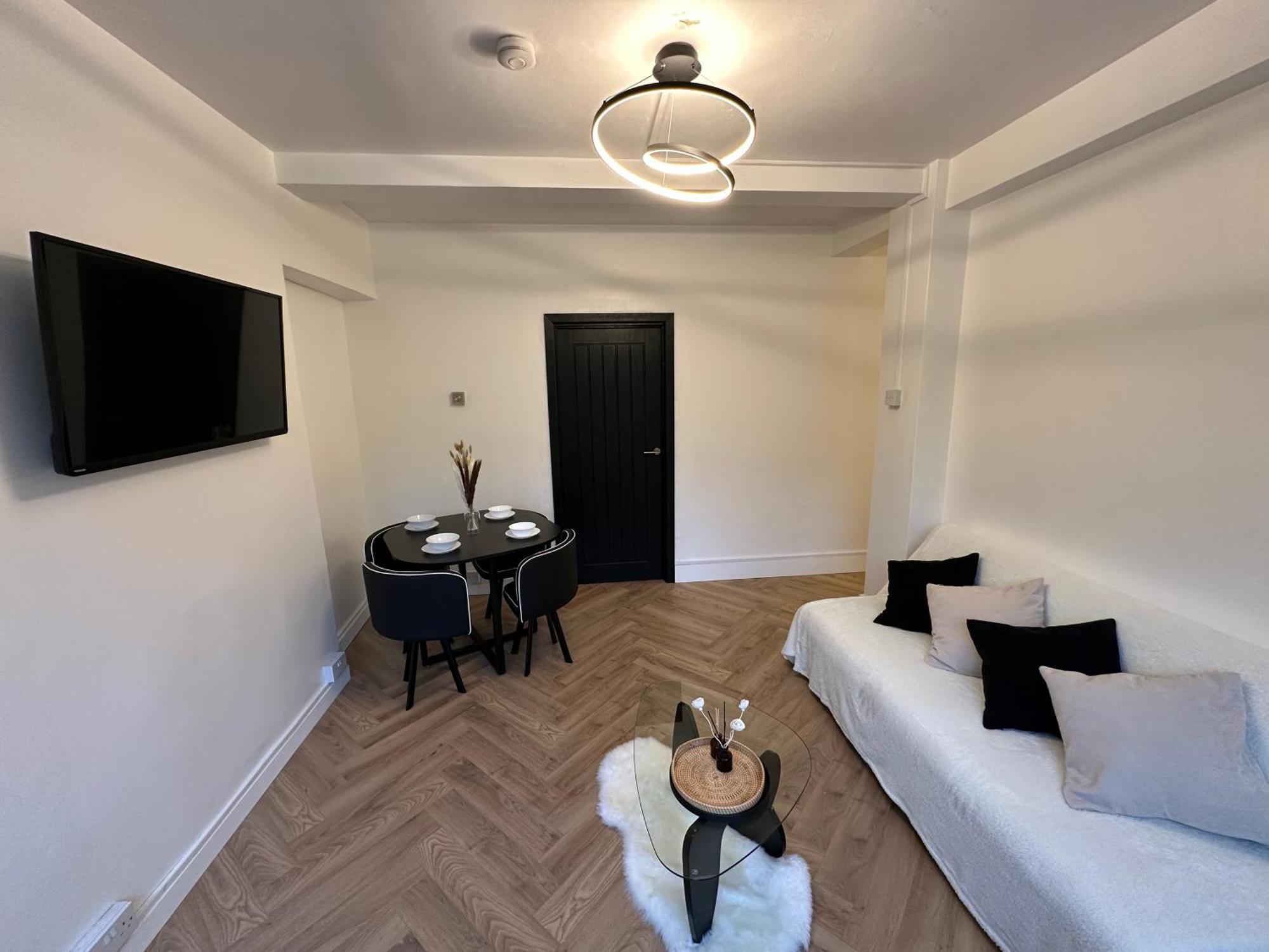 2 Bedroom Flat By Bridge & The Shard Londen