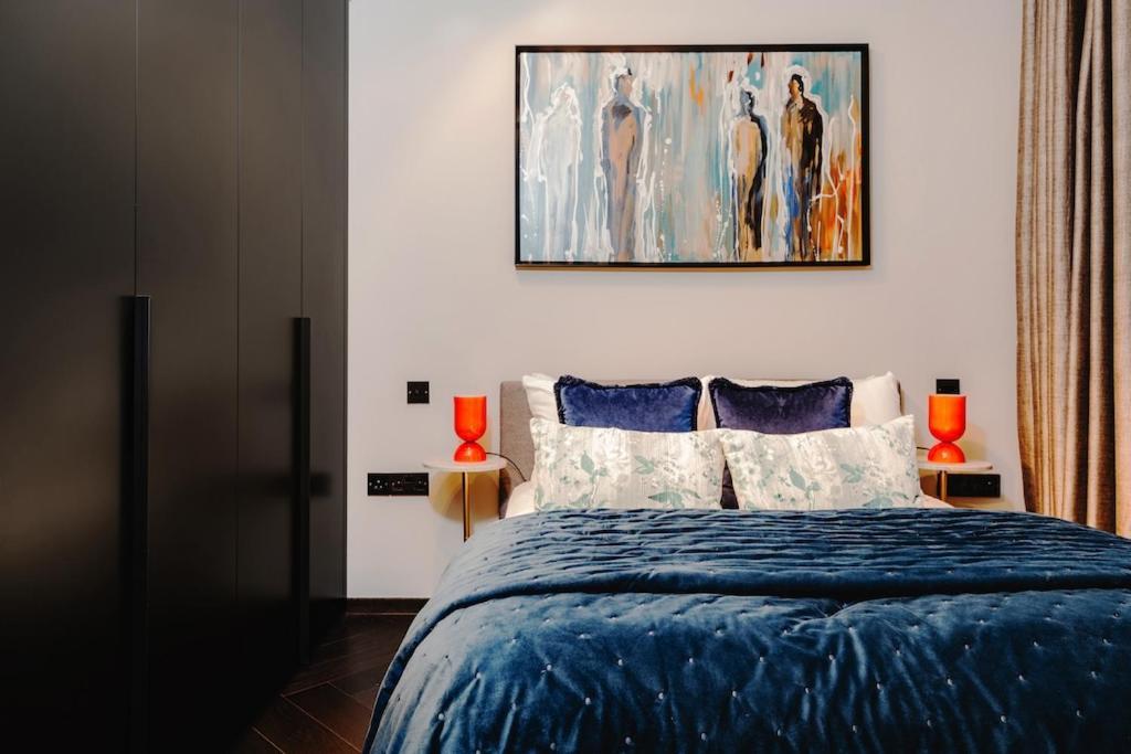 Wish Granted! Superb Design Off Covent Garden Apartment
