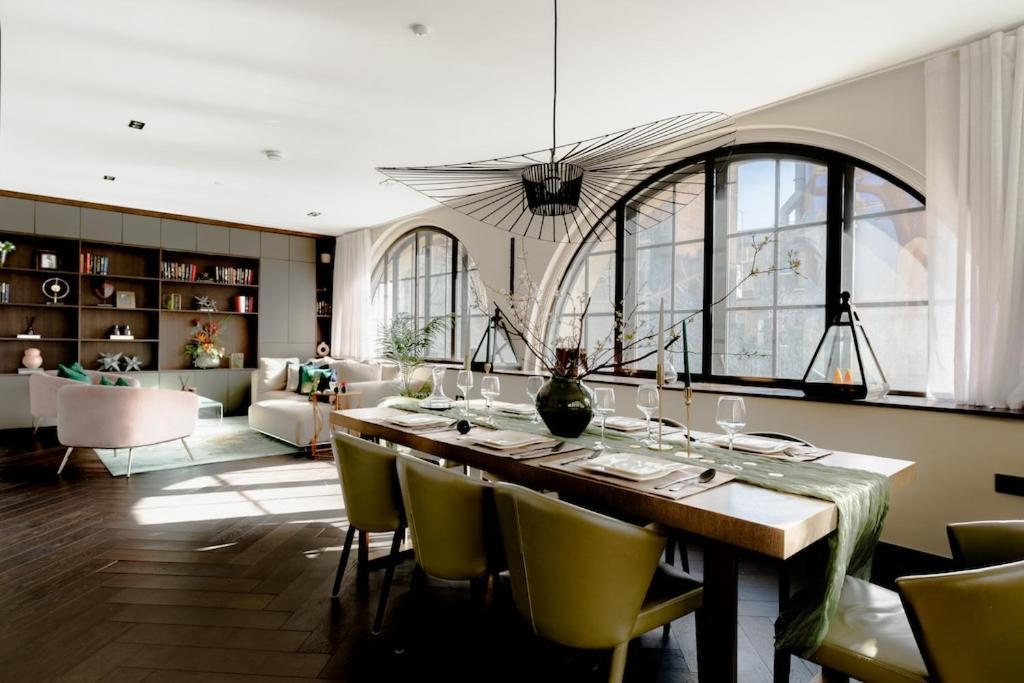 Wish Granted! Superb Design Off Covent Garden