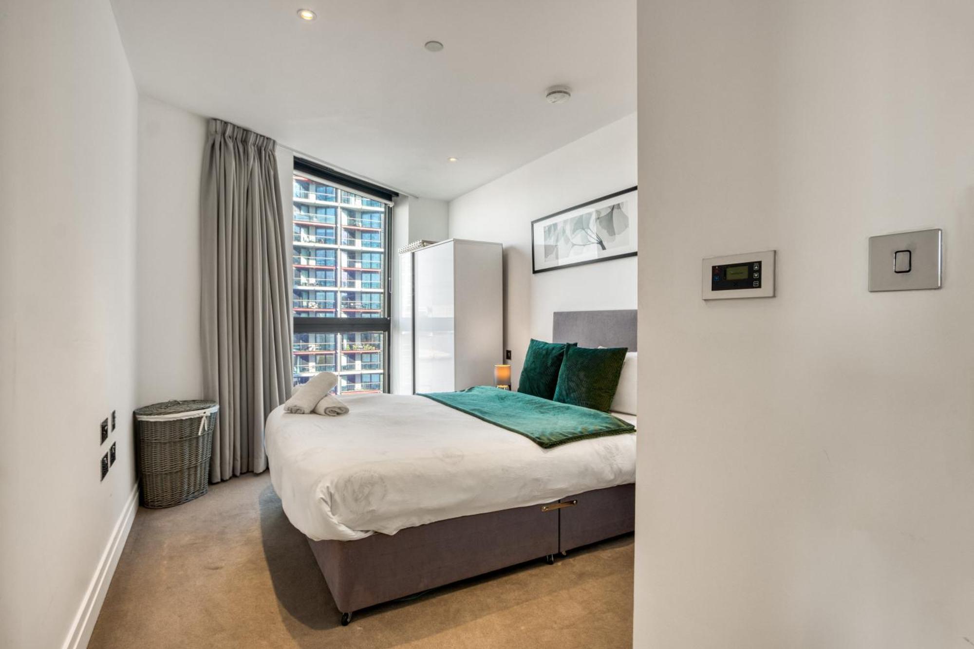 Battersea Power Station 2br 2ba River View Londres