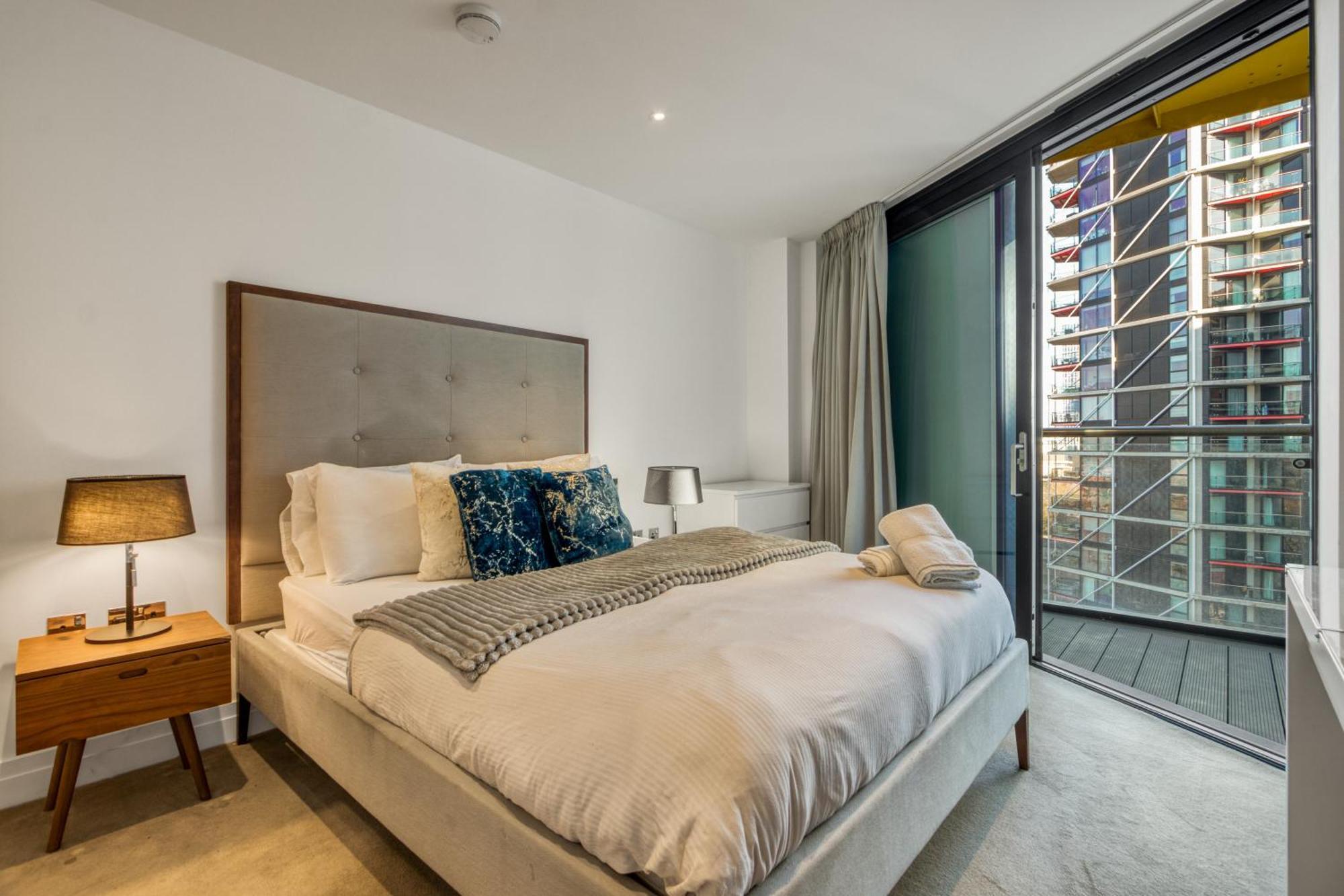 Battersea Power Station 2br 2ba River View Apartamento Londres
