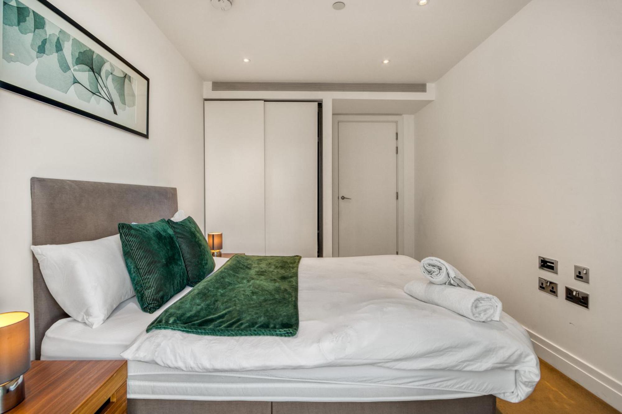 Battersea Power Station 2br 2ba River View Apartamento *