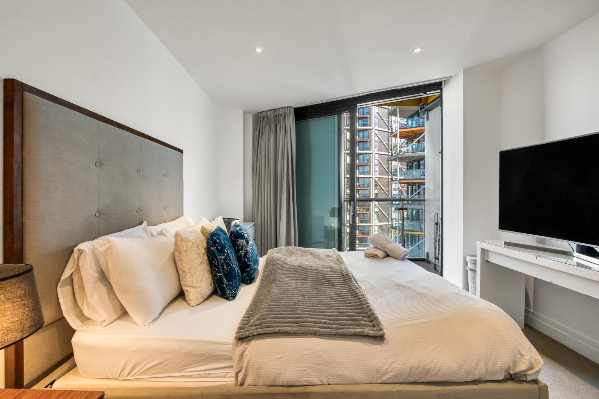 Battersea Power Station 2br 2ba River View Londres
