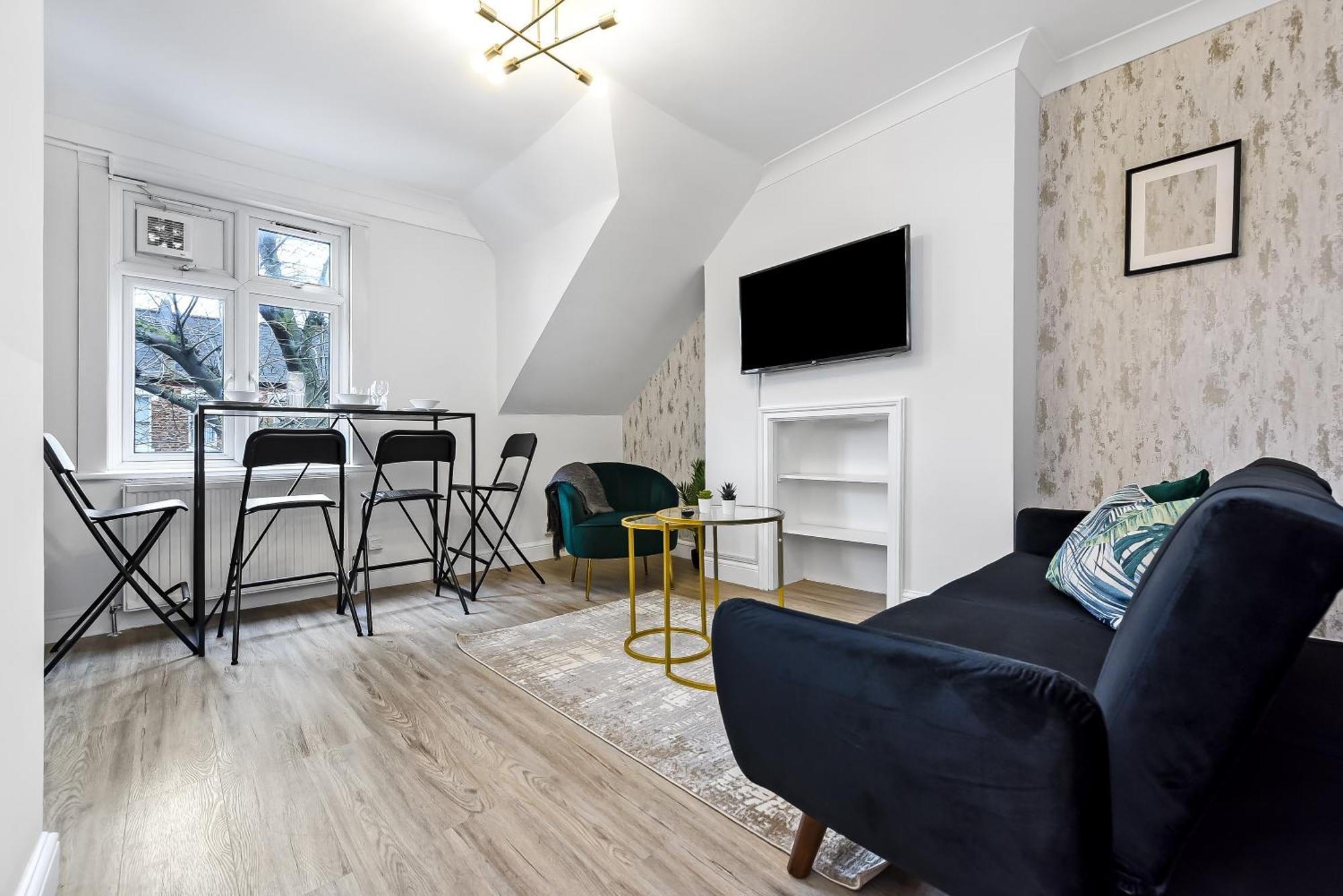 Spacious 2bed In Hampstead Close To Transport Appartement *
